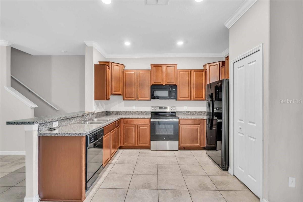 4021 WILD SENNA BLVD, TAMPA, FL, 33619