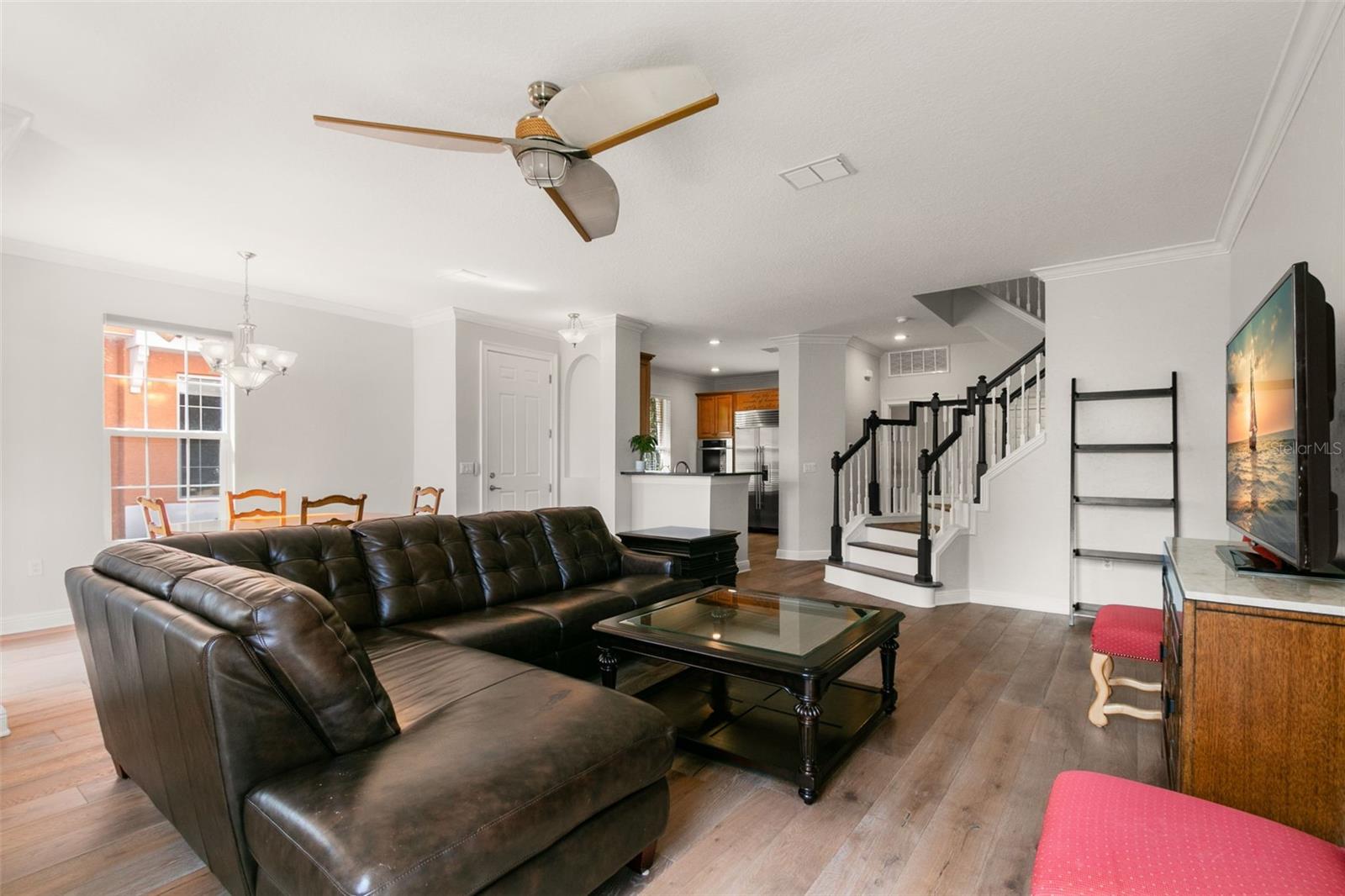 24 MANGROVE PT, ST PETERSBURG, FL, 33705