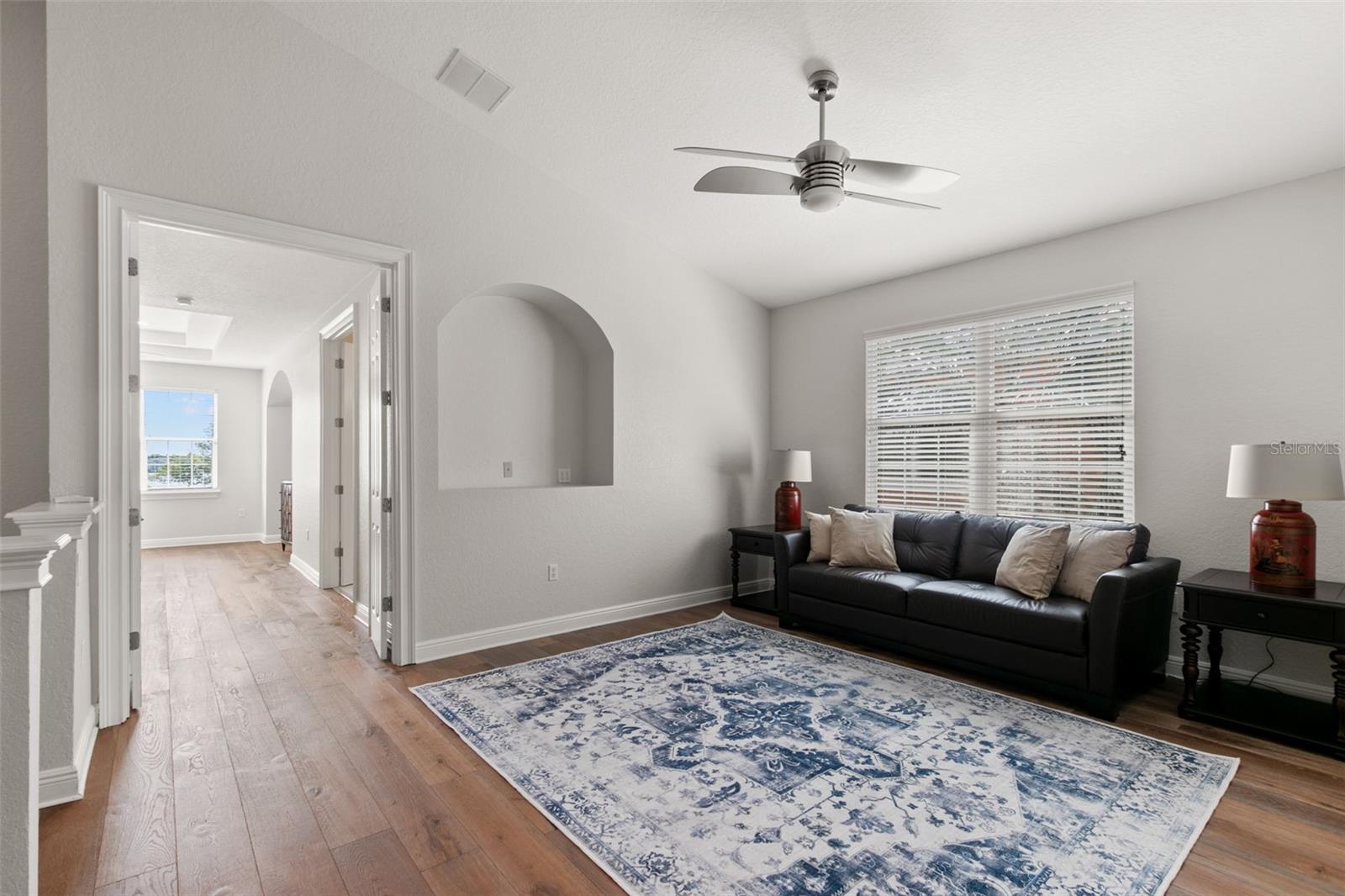 24 MANGROVE PT, ST PETERSBURG, FL, 33705