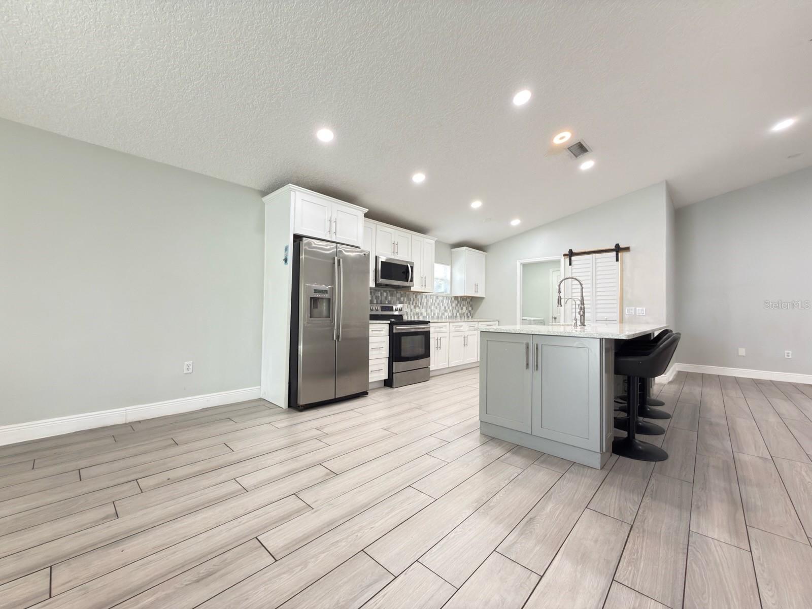 1009 FORT SMITH BLVD, DELTONA, FL, 32725