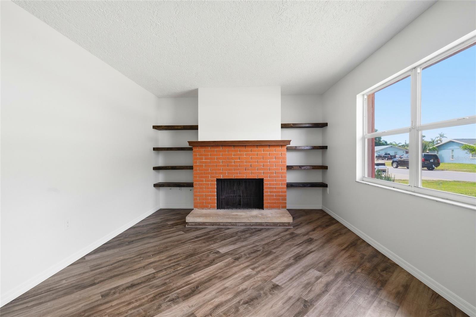 4701 ATLANTIC AVE, SARASOTA, FL, 34233