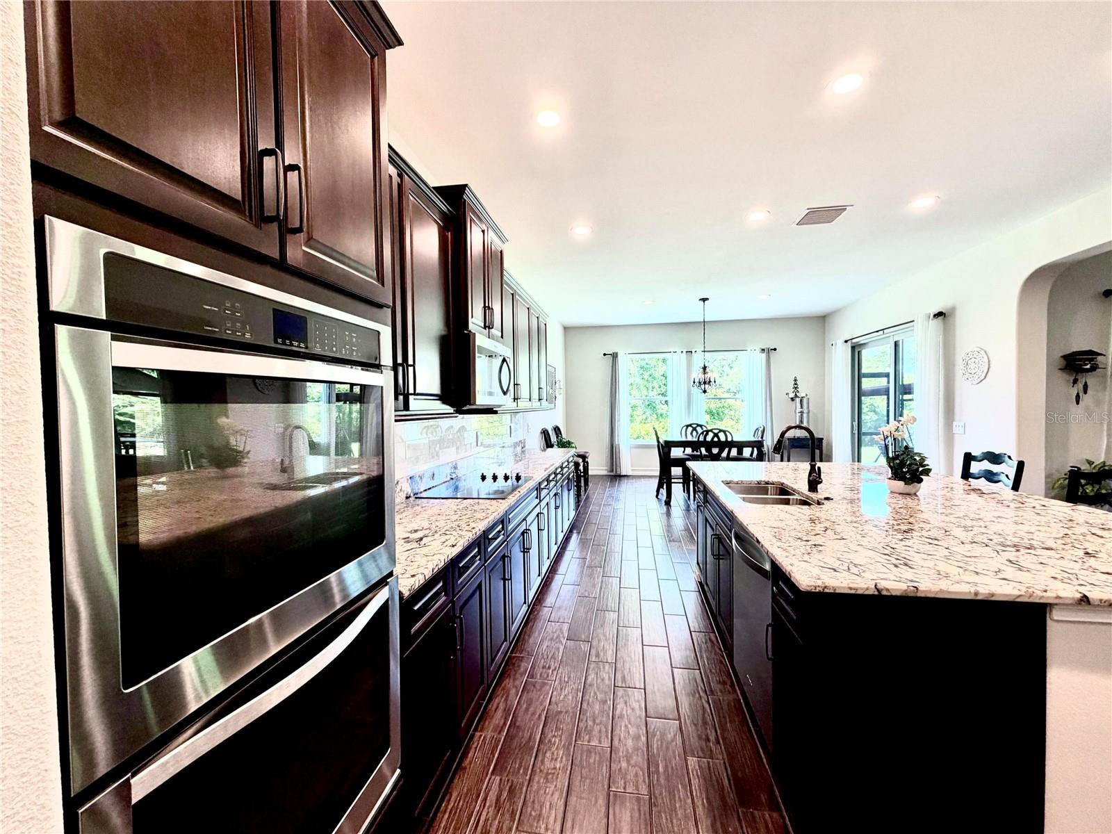 1879 WHITEWILLOW DR, WESLEY CHAPEL, FL, 33543