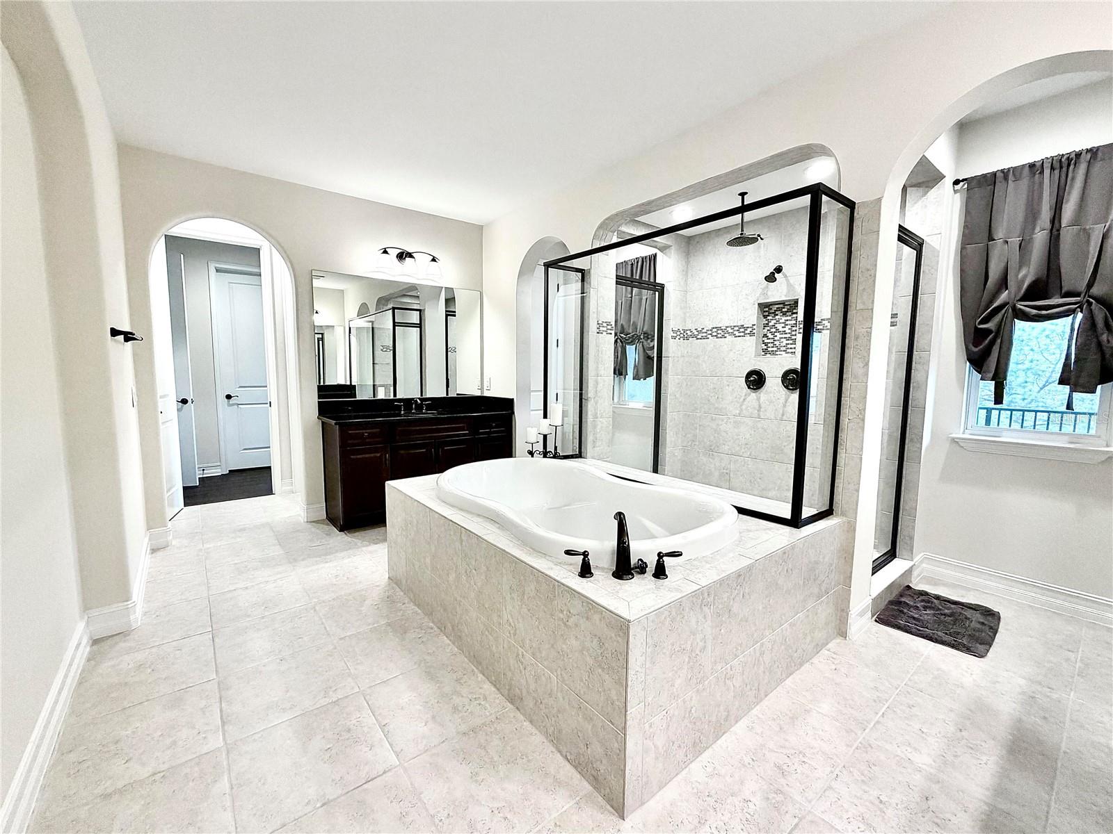 1879 WHITEWILLOW DR, WESLEY CHAPEL, FL, 33543