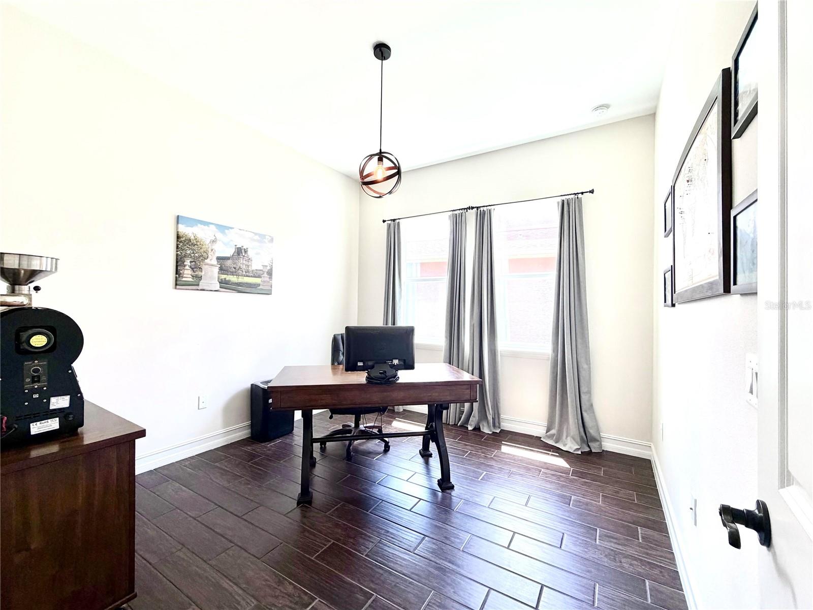 1879 WHITEWILLOW DR, WESLEY CHAPEL, FL, 33543