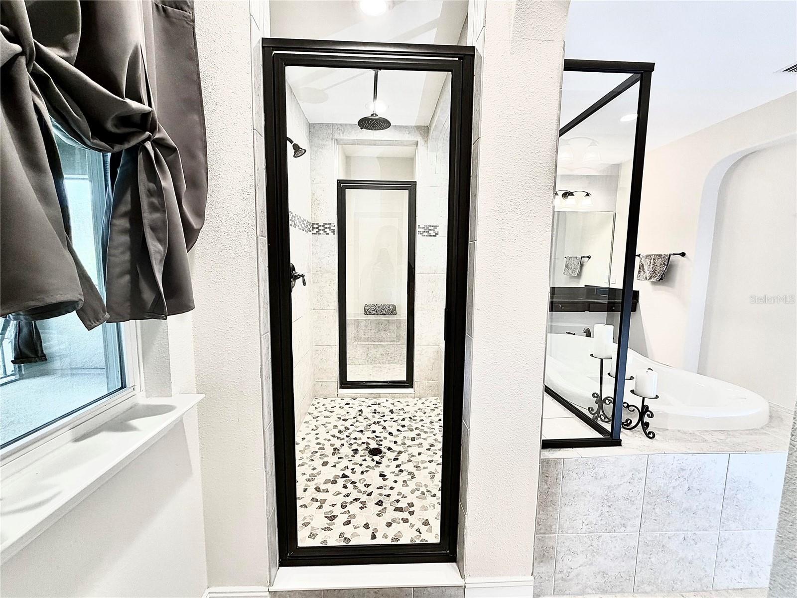 1879 WHITEWILLOW DR, WESLEY CHAPEL, FL, 33543