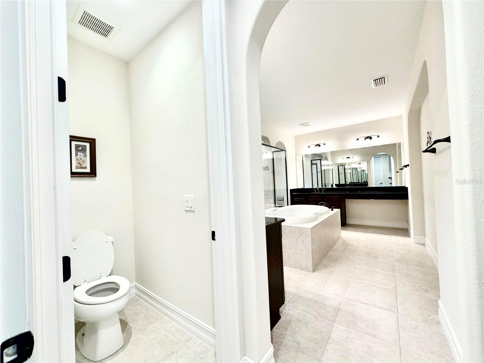 1879 WHITEWILLOW DR, WESLEY CHAPEL, FL, 33543