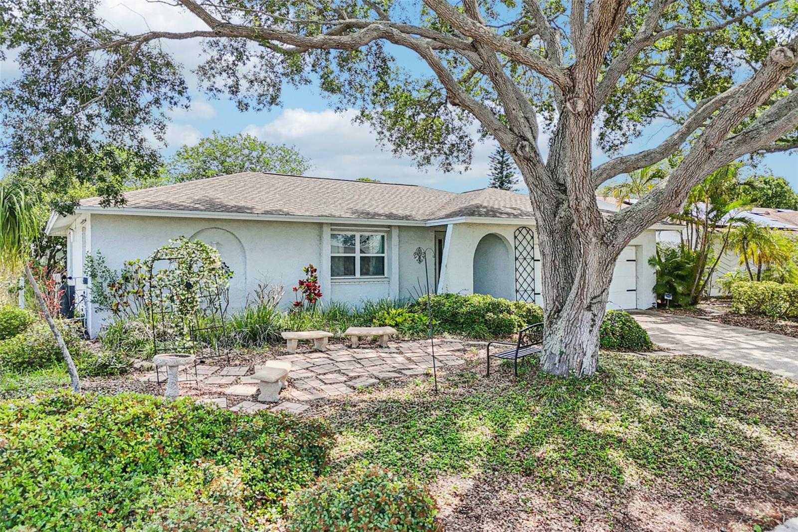 8083 BAYHAVEN DR, SEMINOLE, FL, 33776