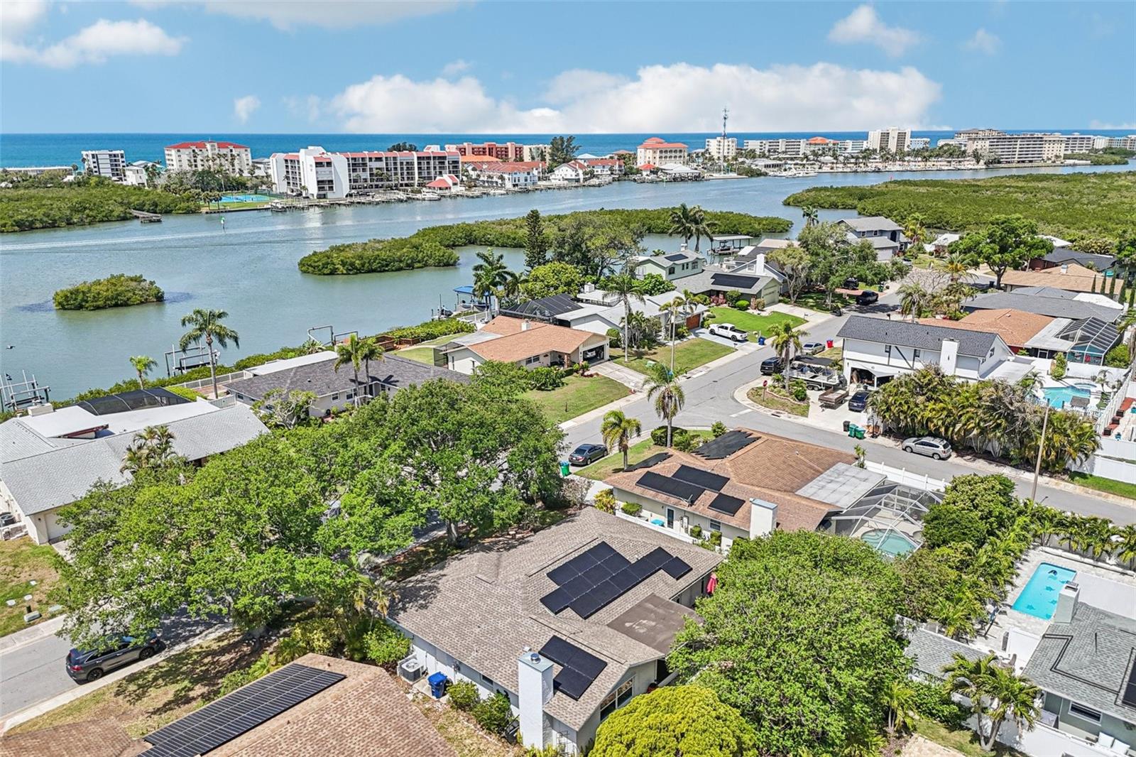 8083 BAYHAVEN DR, SEMINOLE, FL, 33776