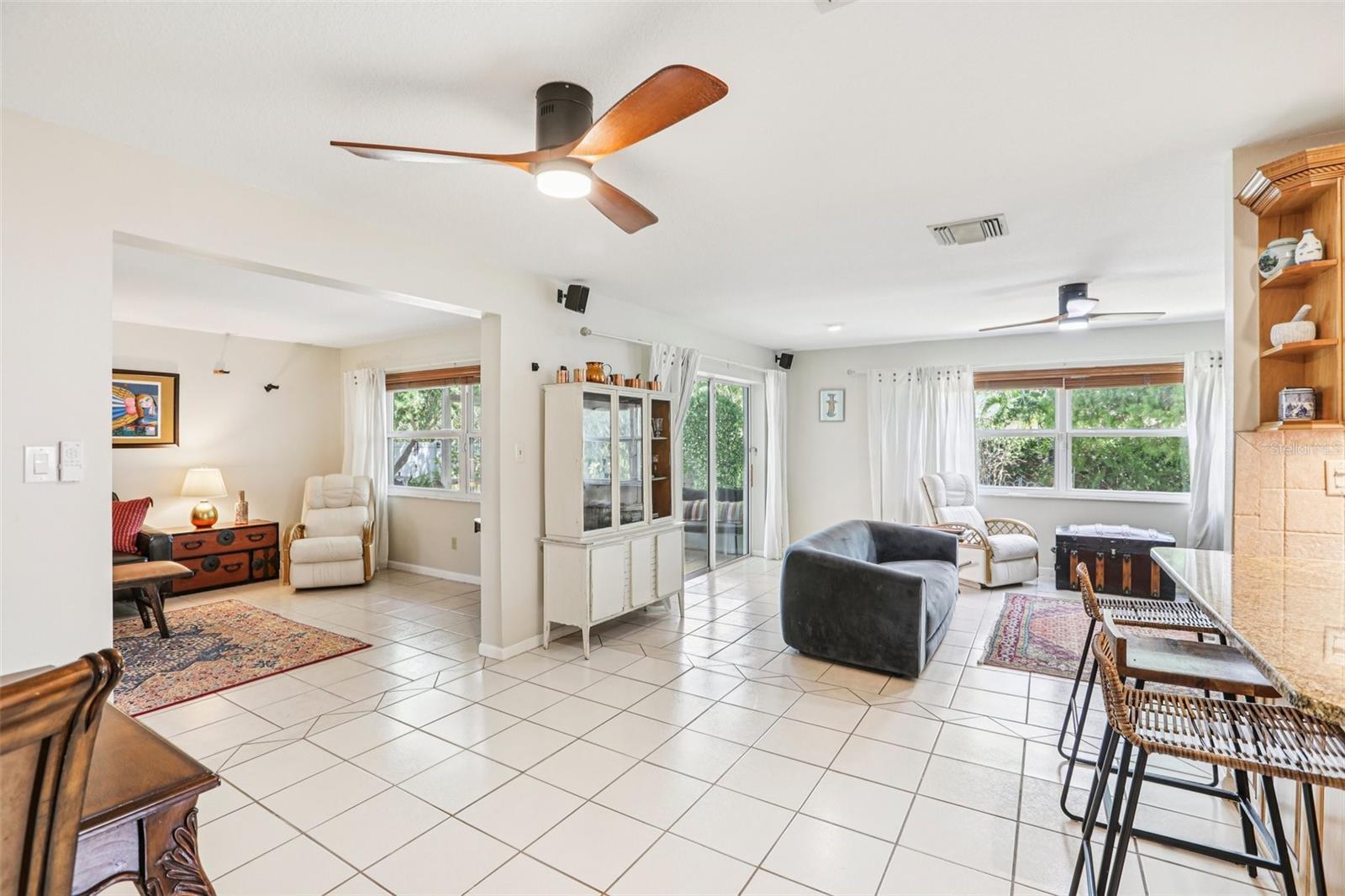 8083 BAYHAVEN DR, SEMINOLE, FL, 33776