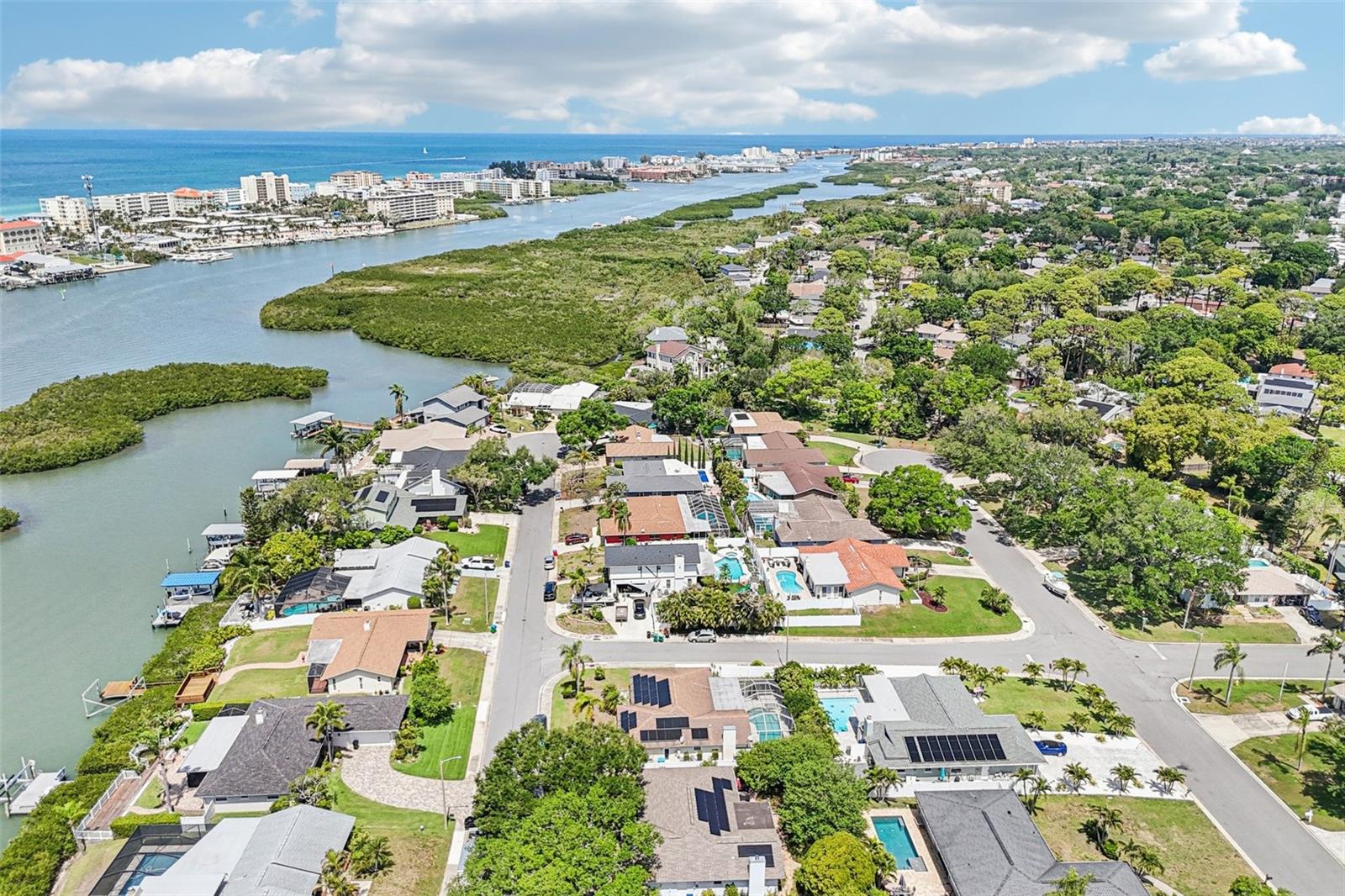 8083 BAYHAVEN DR, SEMINOLE, FL, 33776