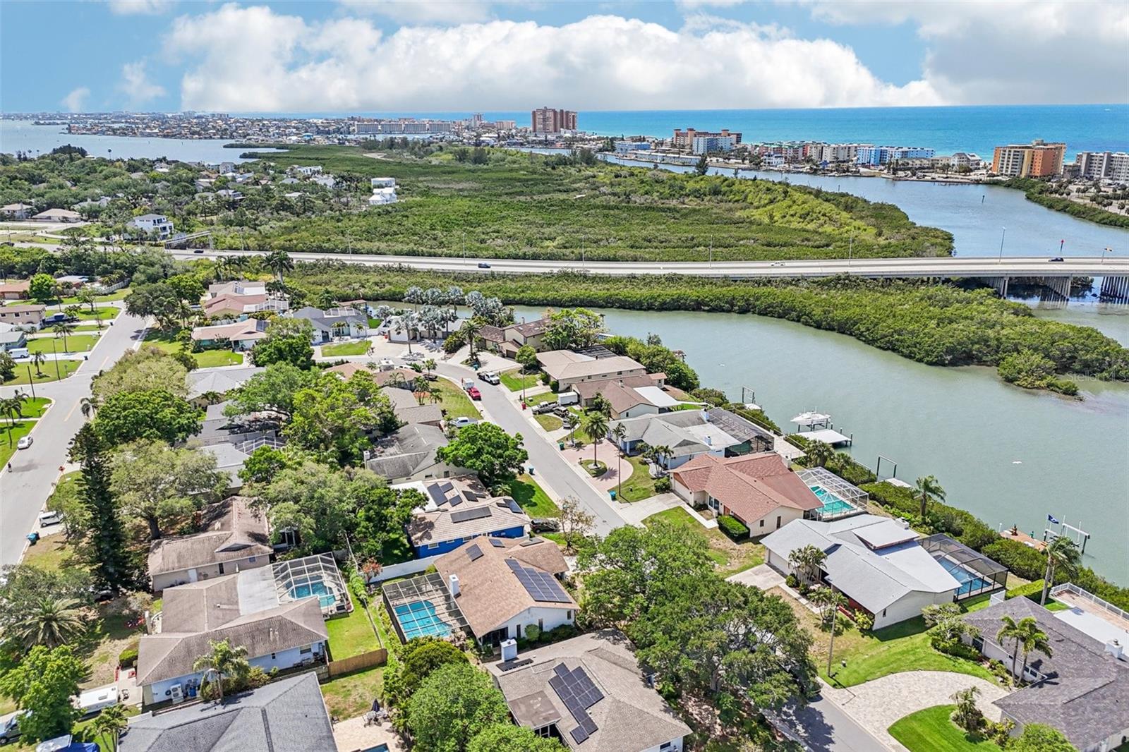 8083 BAYHAVEN DR, SEMINOLE, FL, 33776