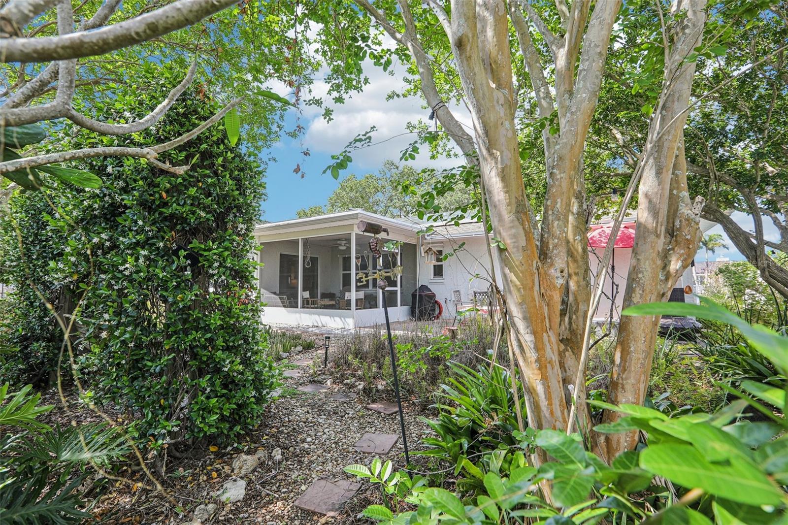 8083 BAYHAVEN DR, SEMINOLE, FL, 33776