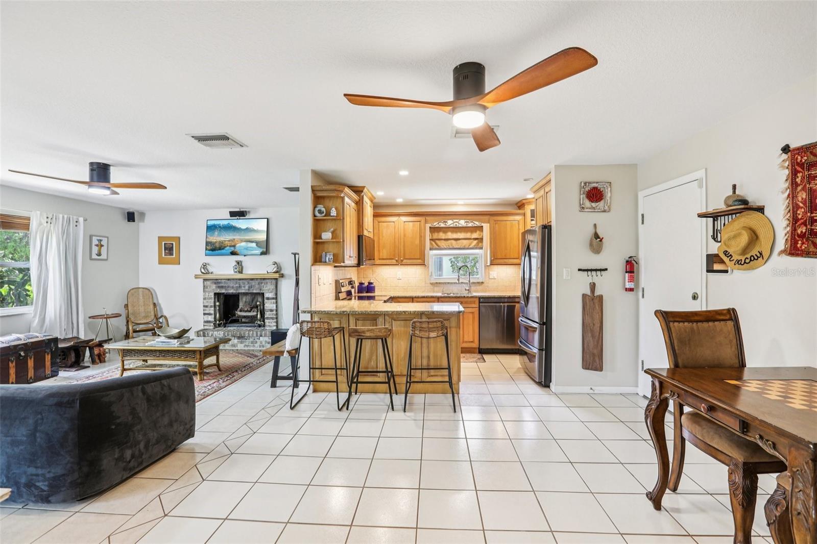 8083 BAYHAVEN DR, SEMINOLE, FL, 33776