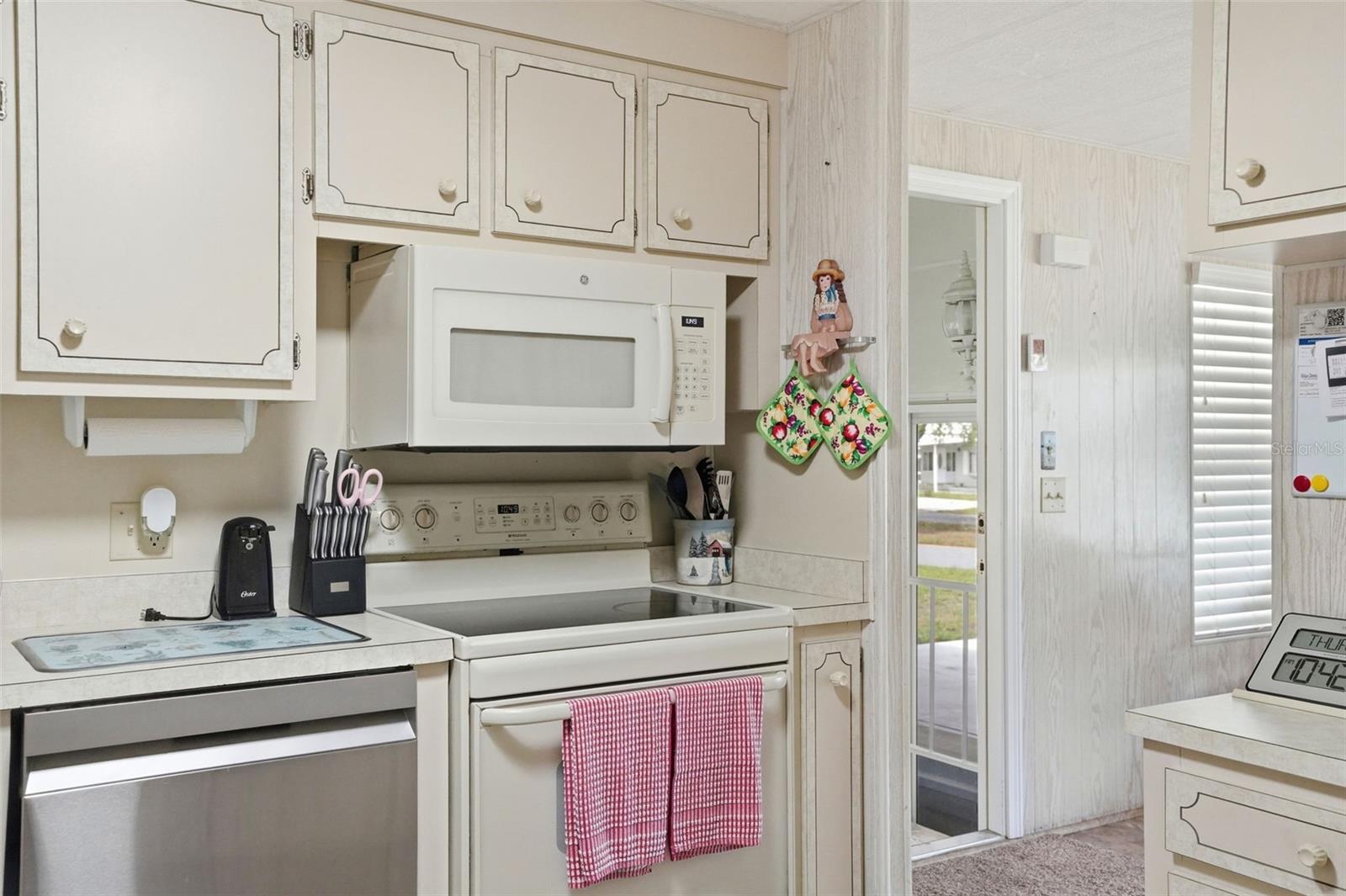 8496 HIGHPOINT BLVD, BROOKSVILLE, FL, 34613