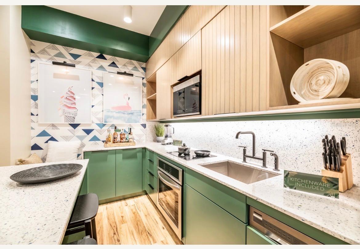 3151 SUNSET WALK DR #402, KISSIMMEE, FL, 34747