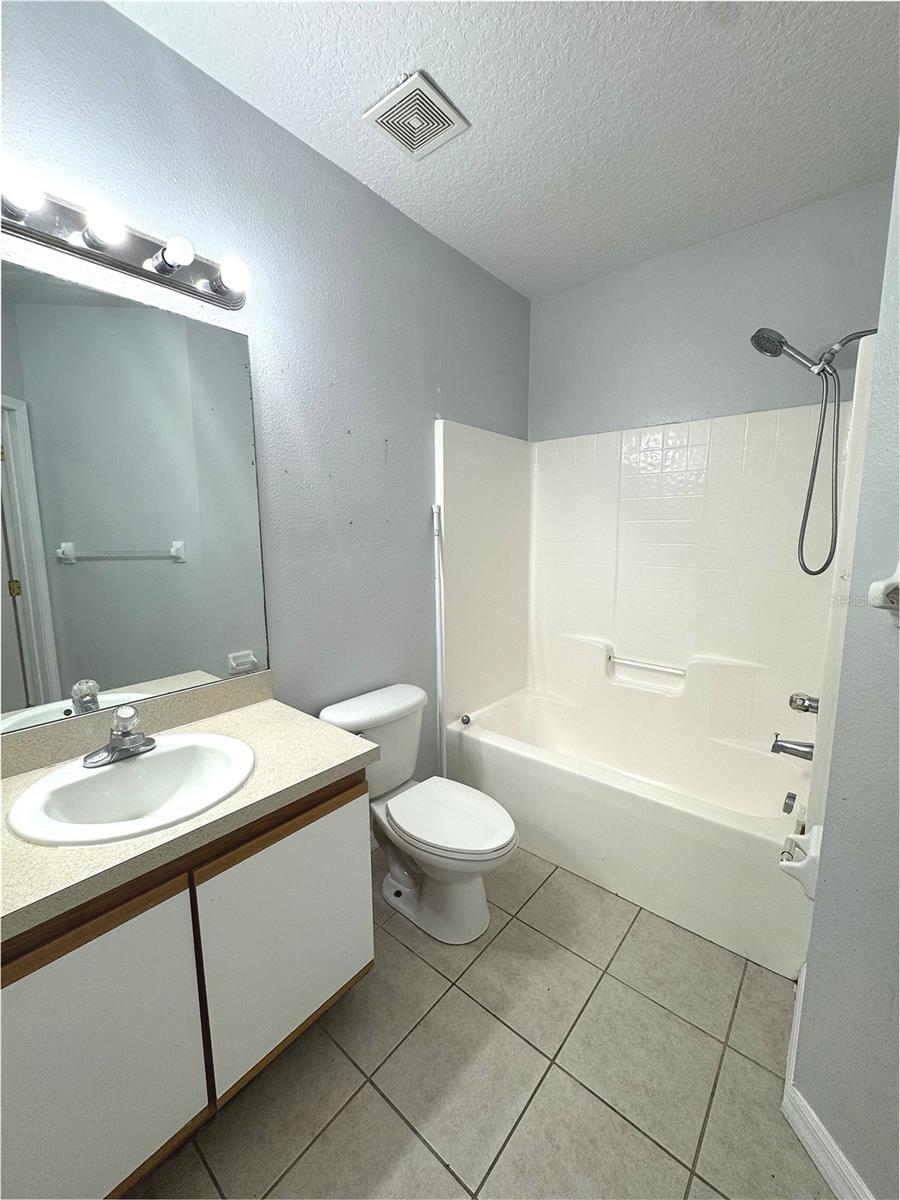 9621 LAKEDALE WAY #202, RIVERVIEW, FL, 33578