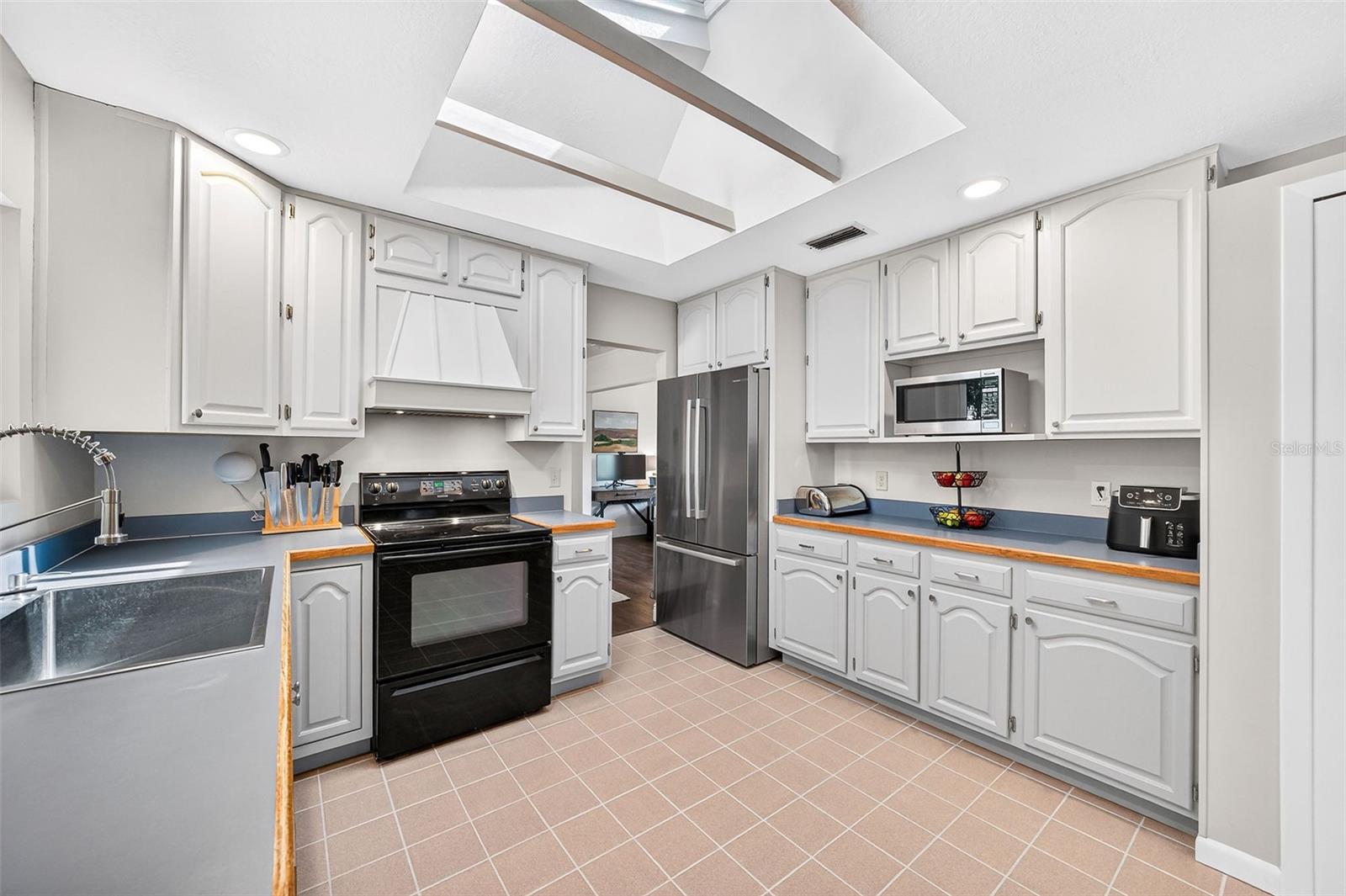 517 ROUGHBEARD RD, WINTER PARK, FL, 32792