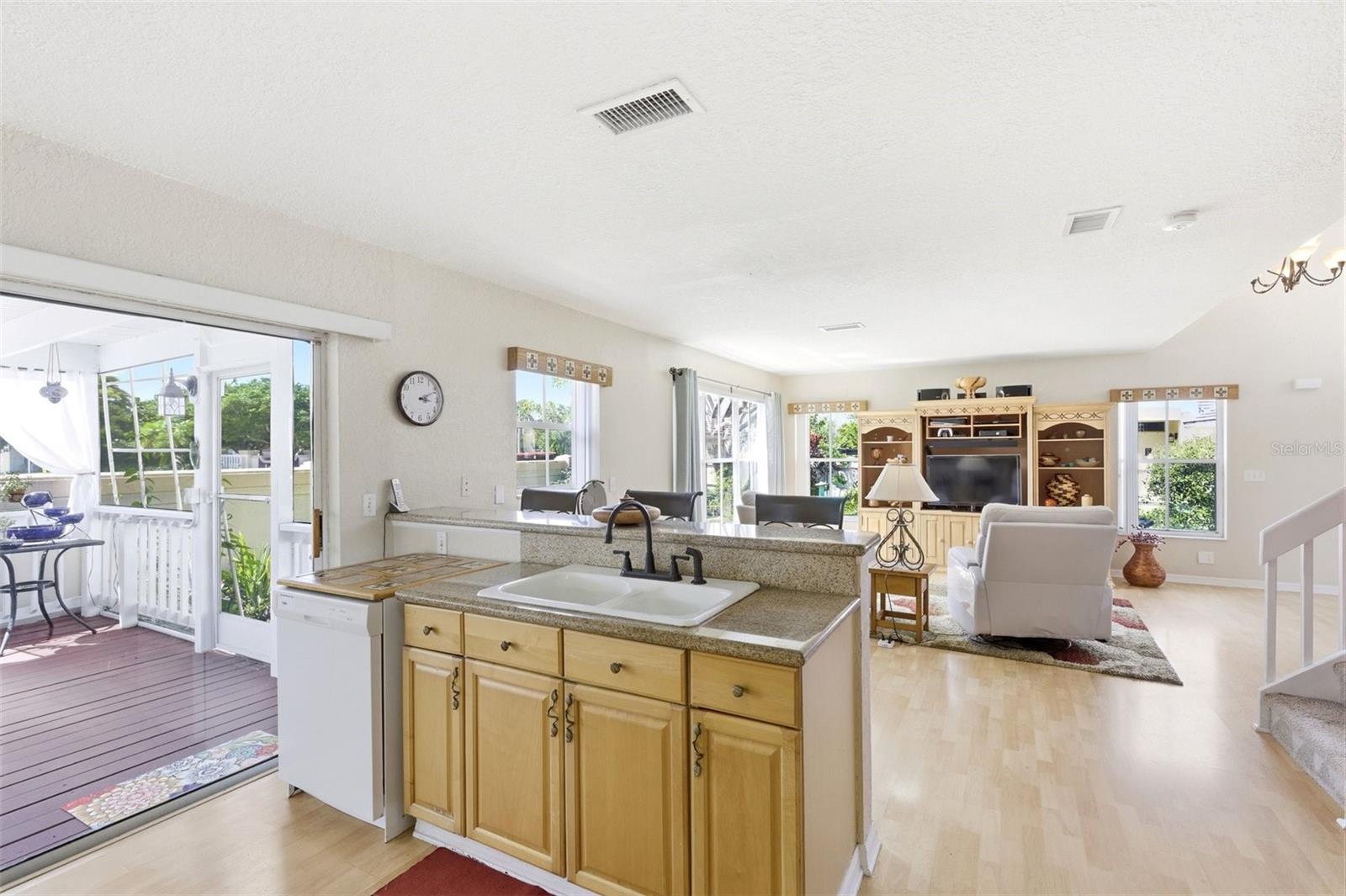 3135 SUNSET CIR, MARGATE, FL, 33063