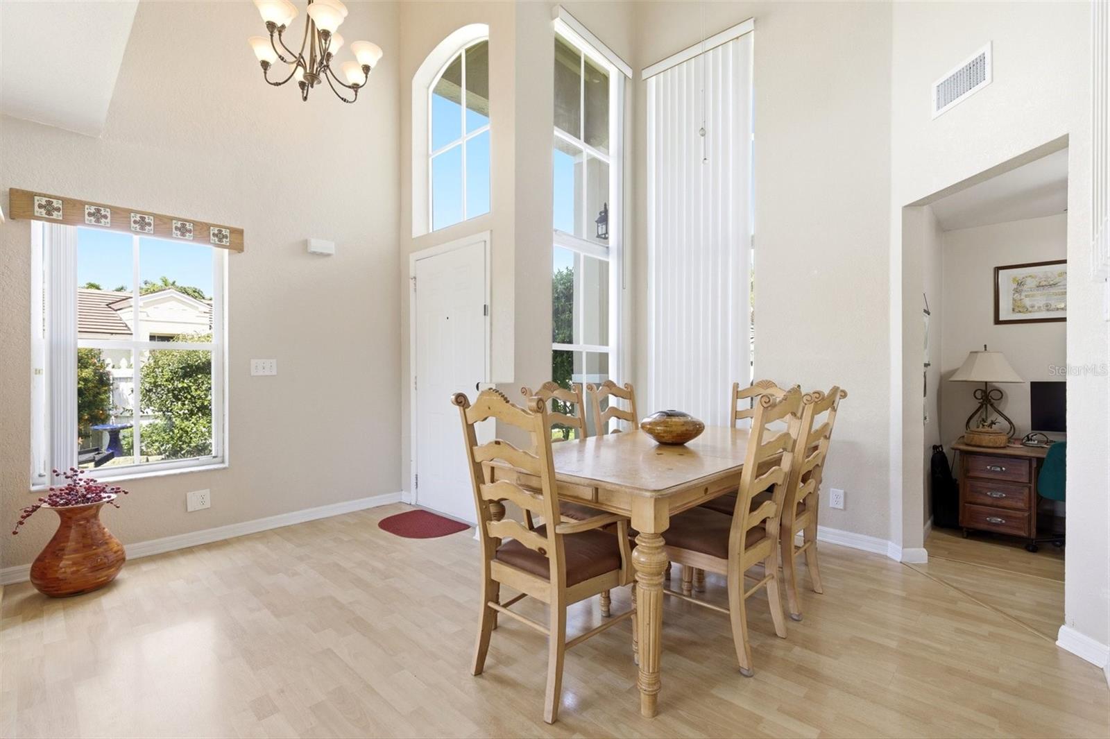 3135 SUNSET CIR, MARGATE, FL, 33063