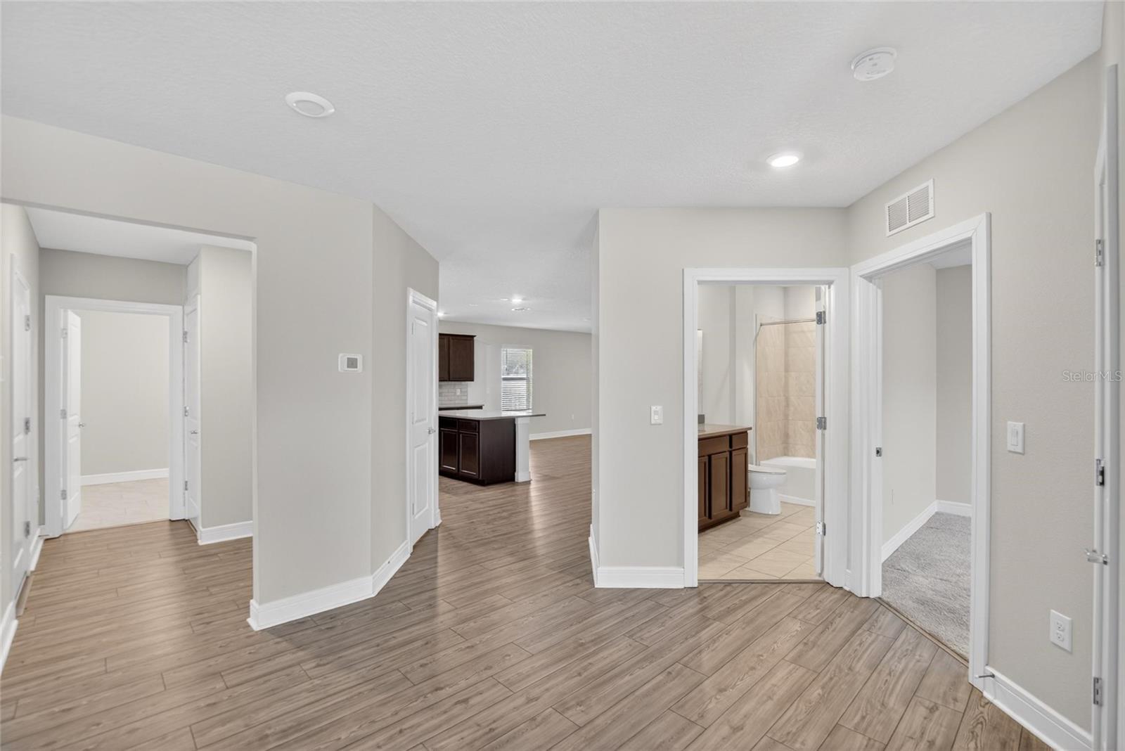 5536 KEATON SPRINGS DR, LAKELAND, FL, 33811