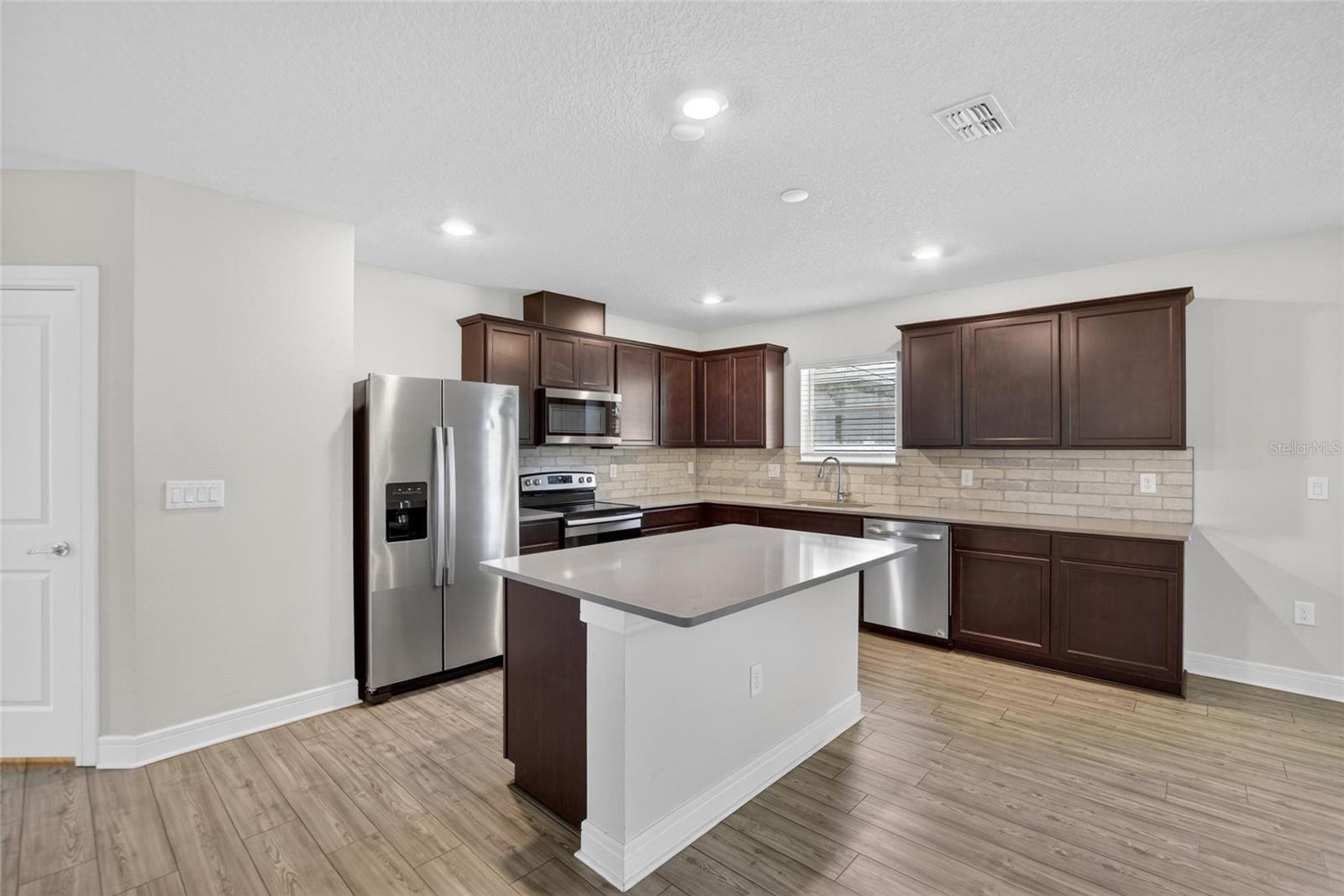 5536 KEATON SPRINGS DR, LAKELAND, FL, 33811