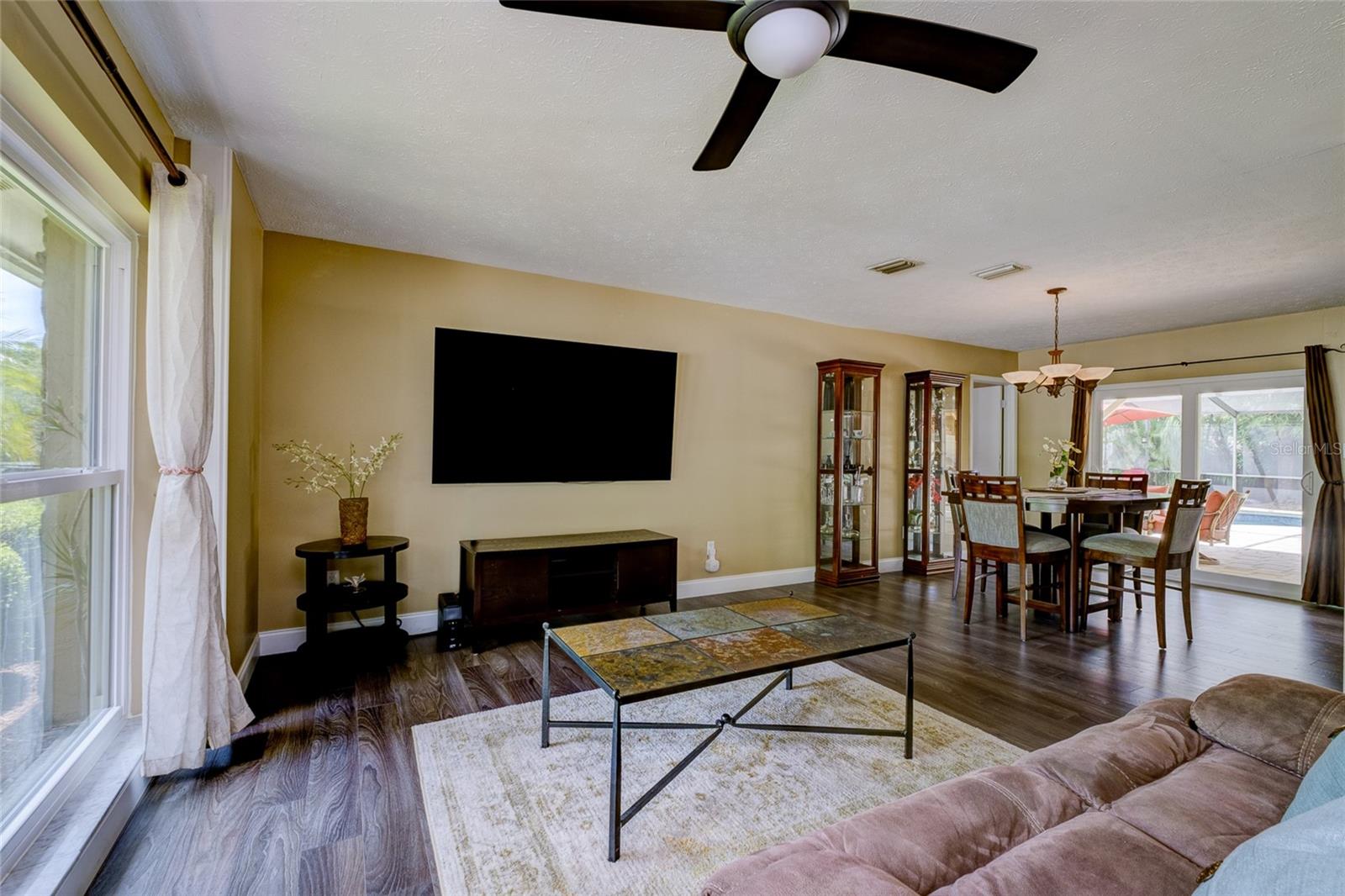 3210 TARABROOK DR, TAMPA, FL, 33618