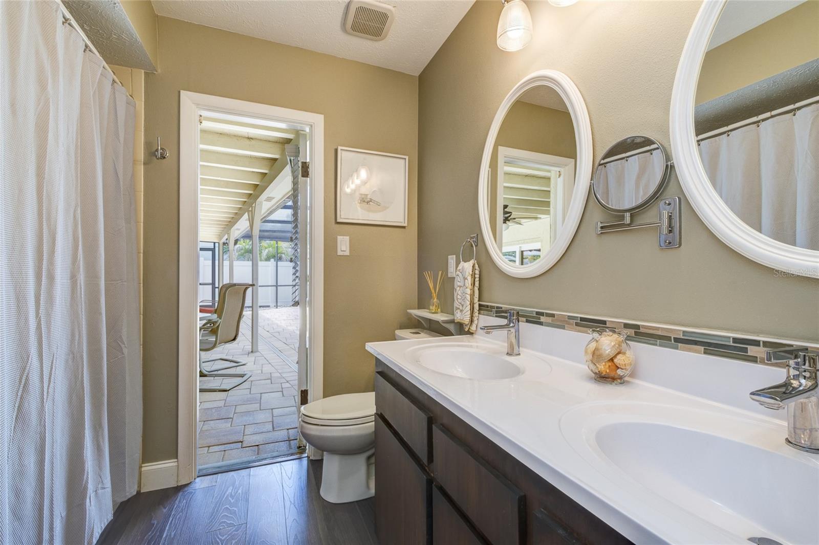 3210 TARABROOK DR, TAMPA, FL, 33618