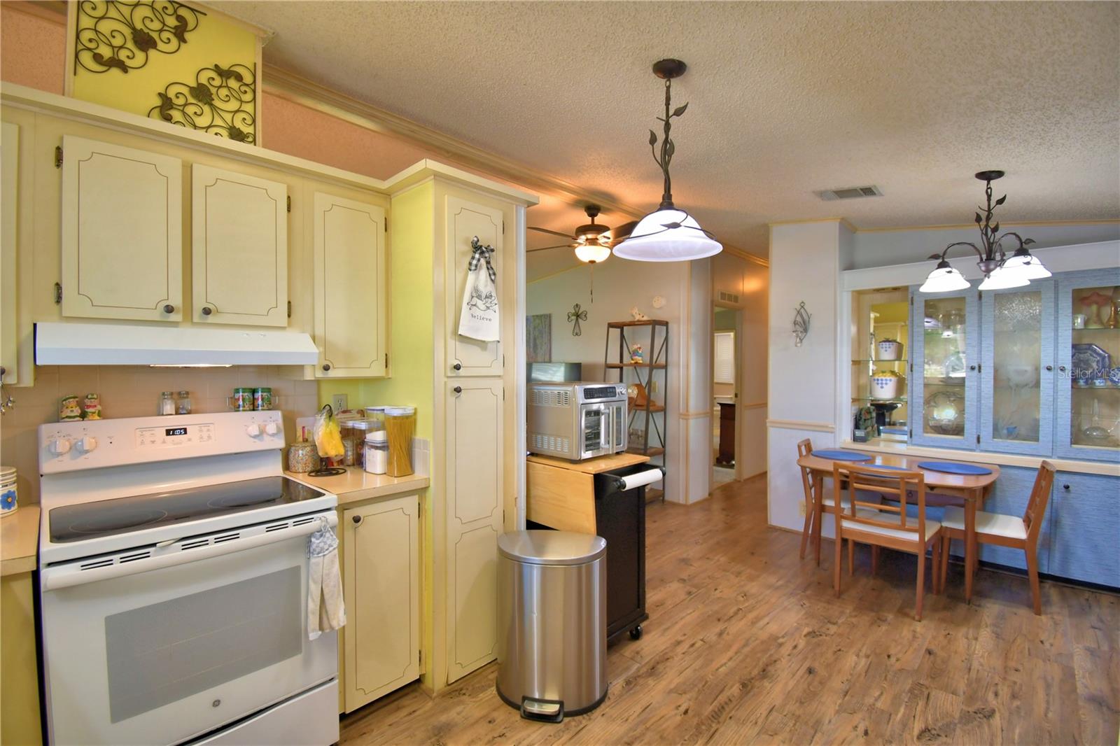 447 VILLAGE CIR SW, WINTER HAVEN, FL, 33880