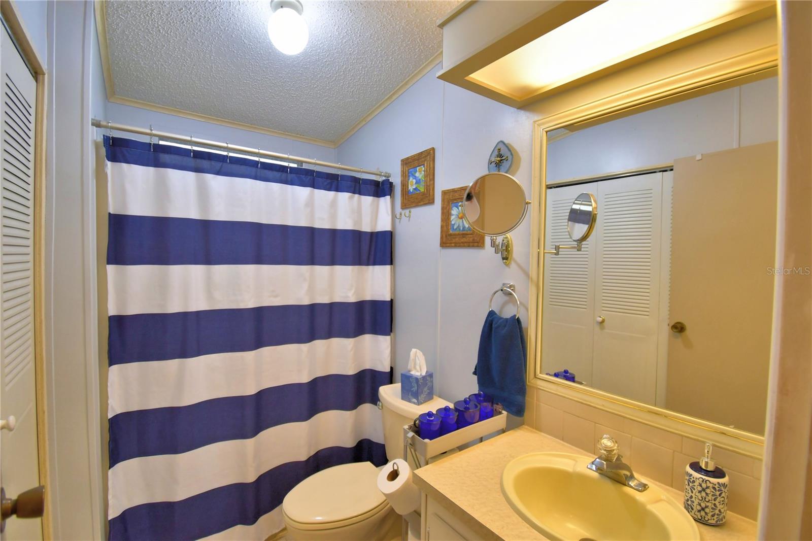 447 VILLAGE CIR SW, WINTER HAVEN, FL, 33880