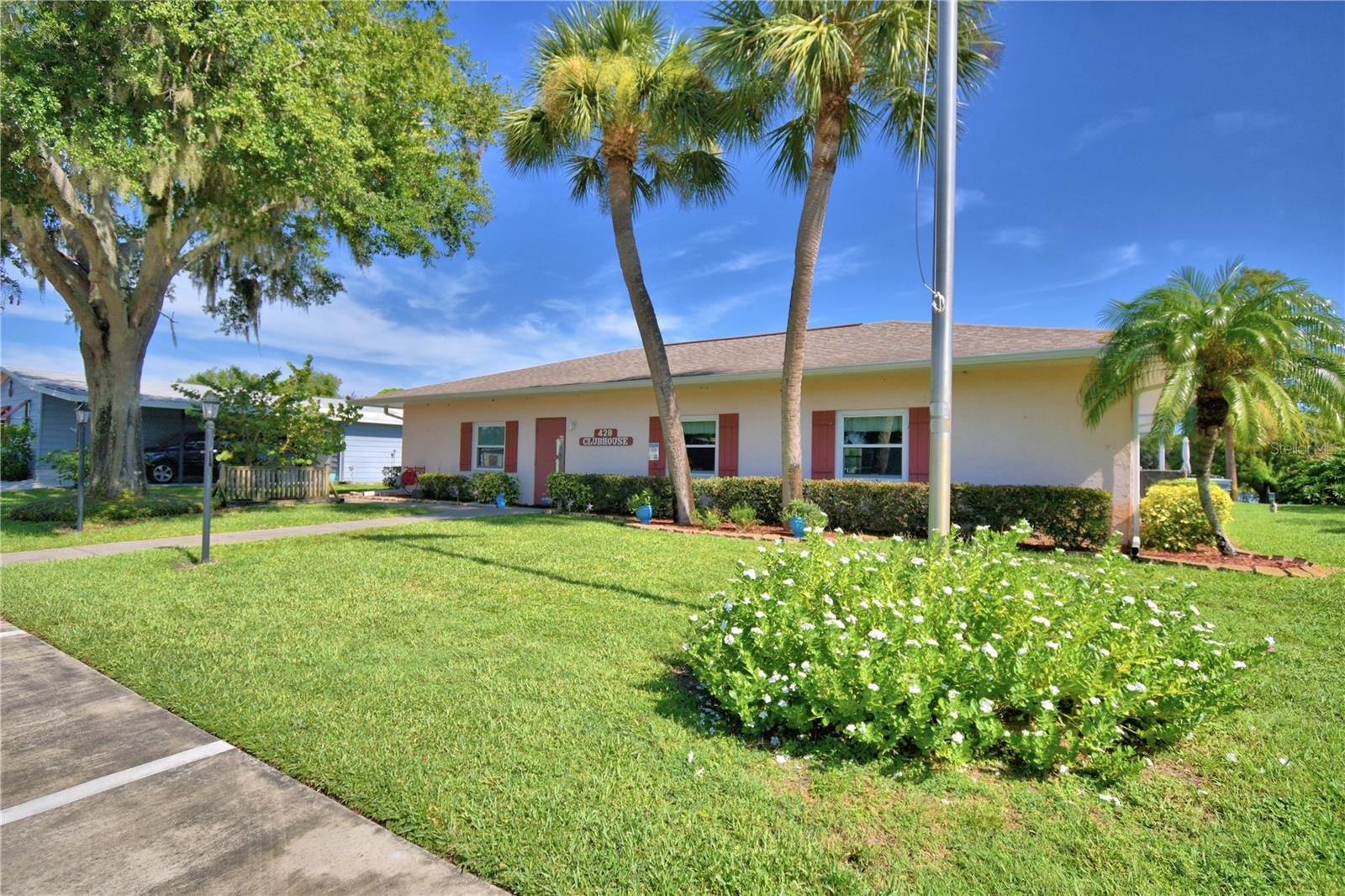447 VILLAGE CIR SW, WINTER HAVEN, FL, 33880