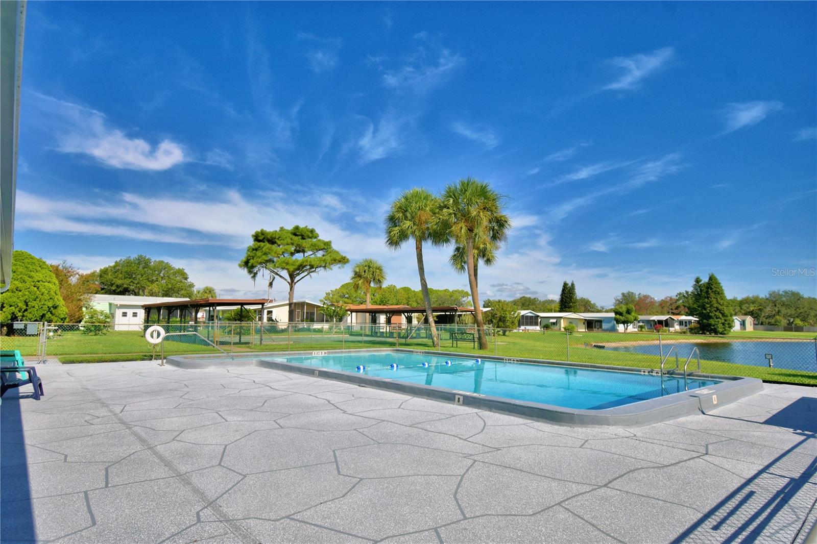 447 VILLAGE CIR SW, WINTER HAVEN, FL, 33880