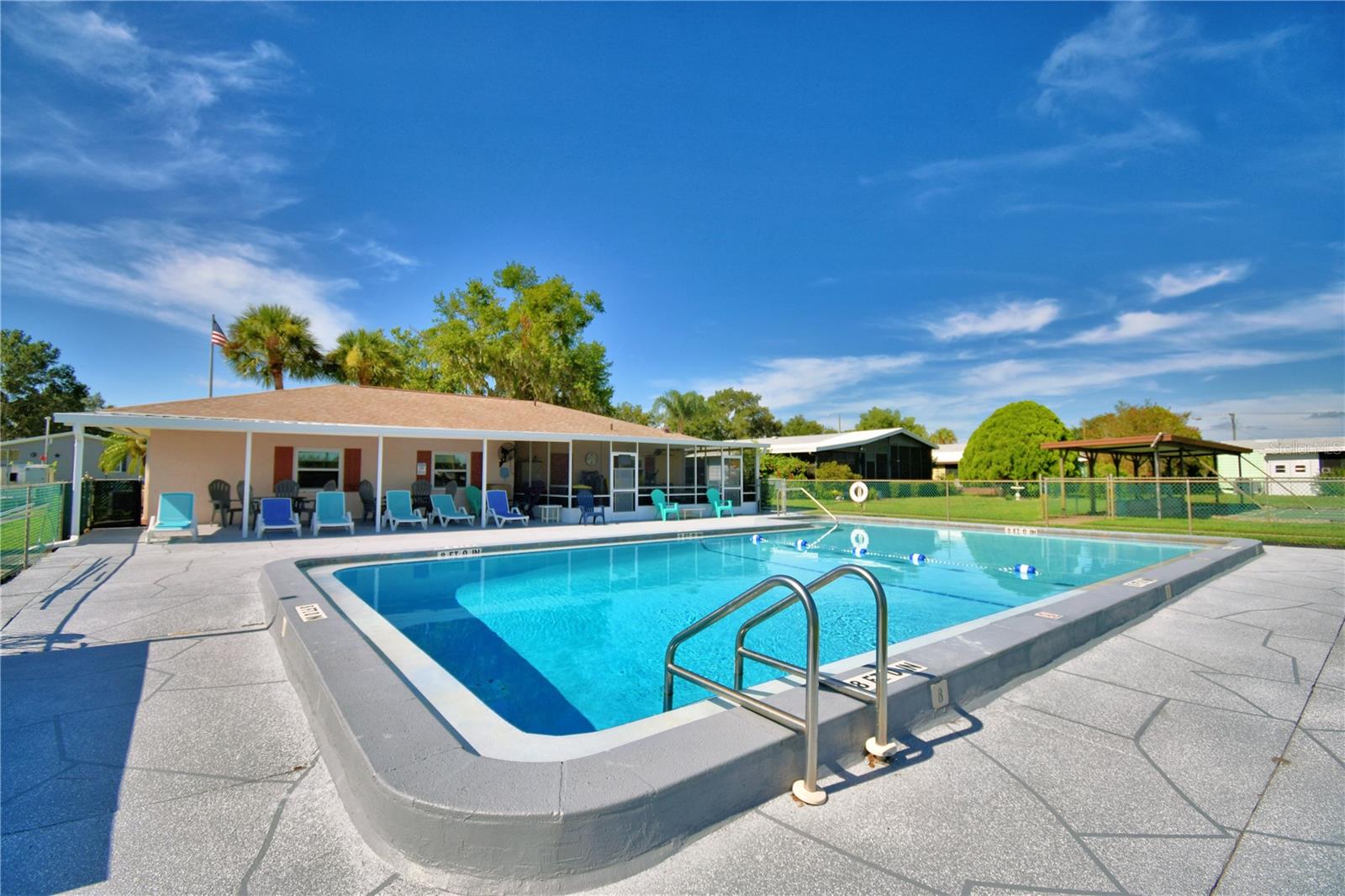 447 VILLAGE CIR SW, WINTER HAVEN, FL, 33880