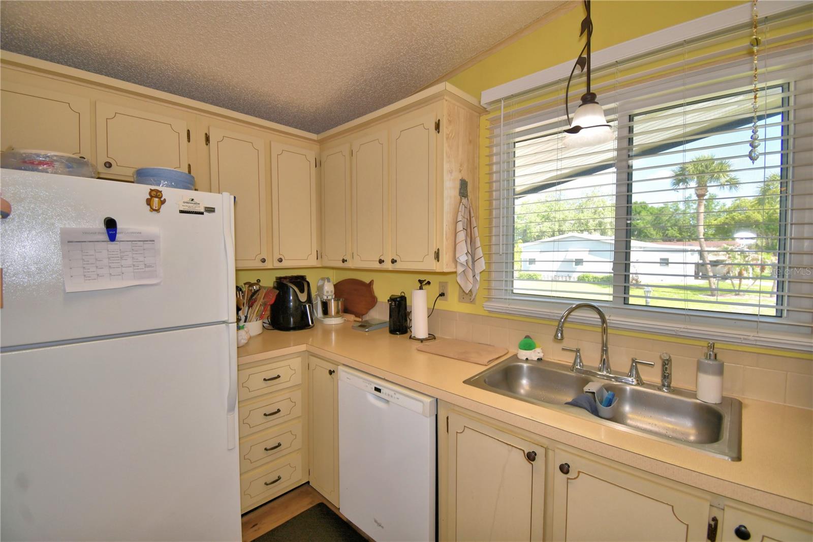 447 VILLAGE CIR SW, WINTER HAVEN, FL, 33880