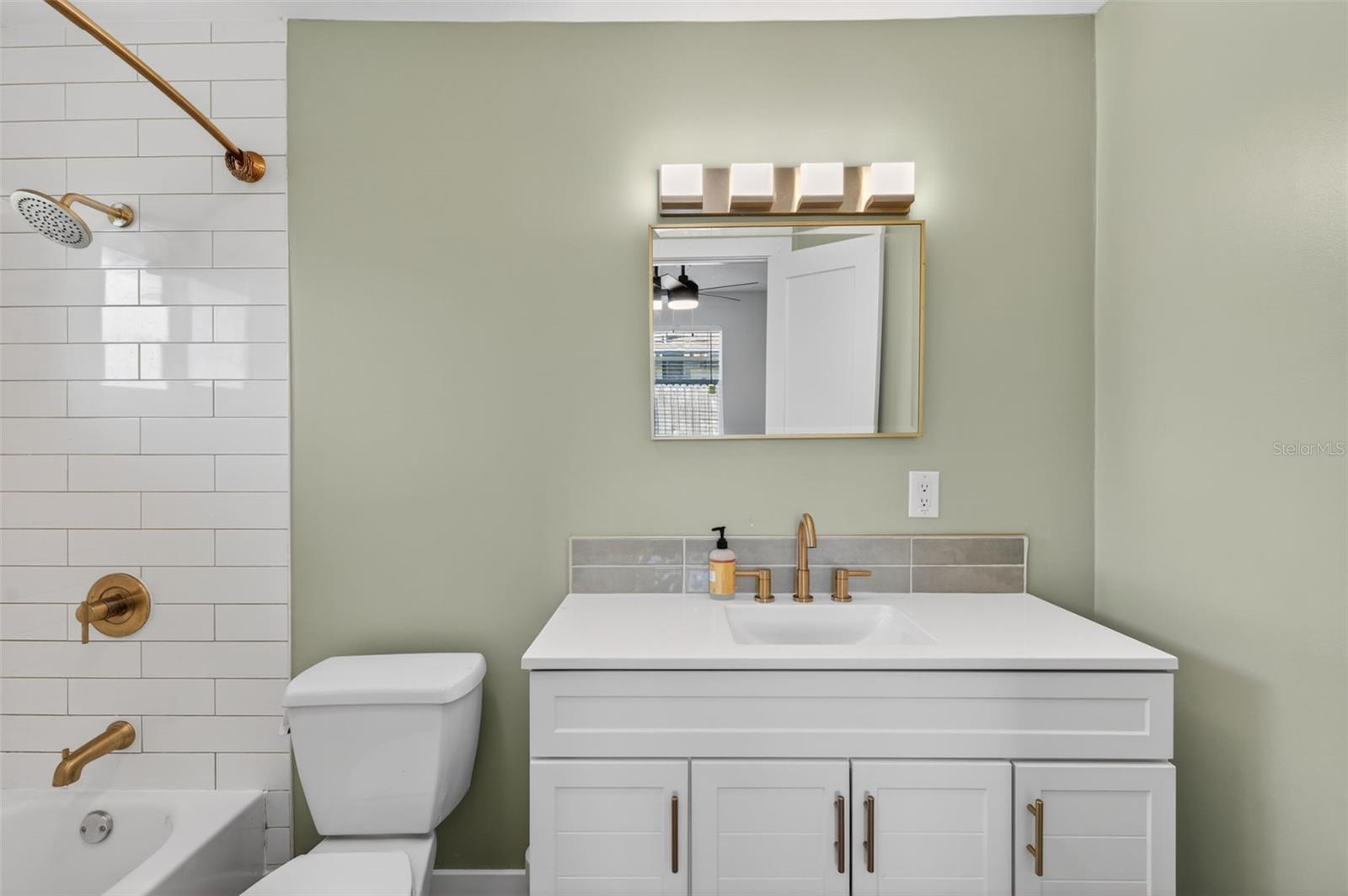 1841 DOUGLAS AVE, DUNEDIN, FL, 34698