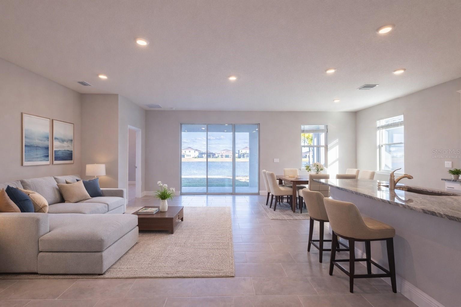 345 MANGROVE MANOR DR, APOLLO BEACH, FL, 33572