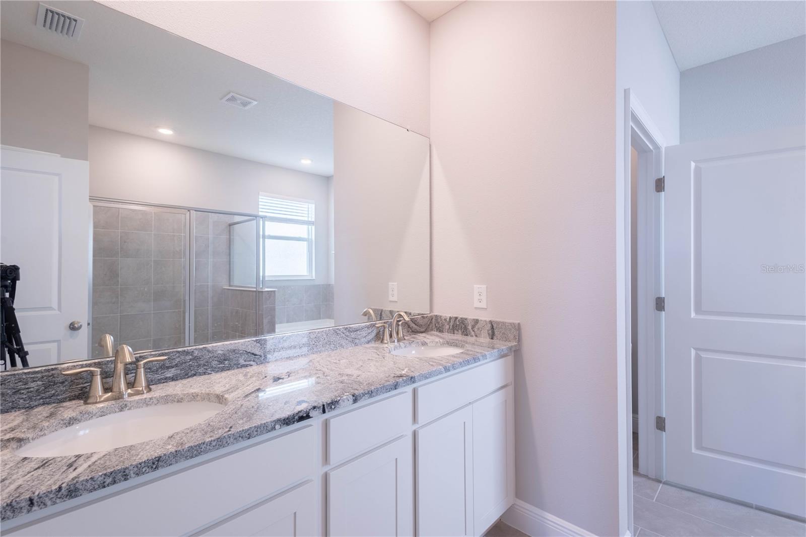 345 MANGROVE MANOR DR, APOLLO BEACH, FL, 33572