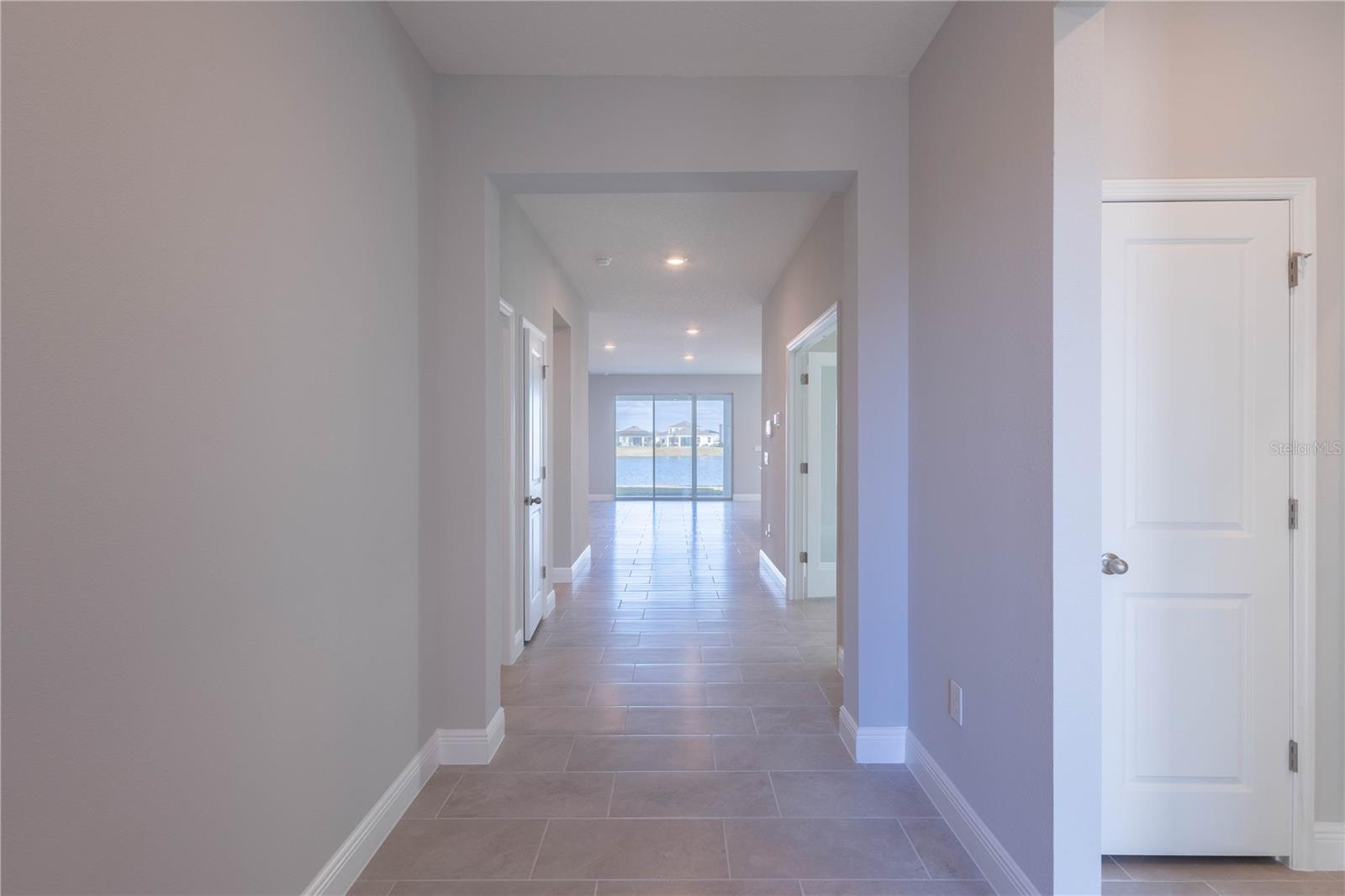 345 MANGROVE MANOR DR, APOLLO BEACH, FL, 33572