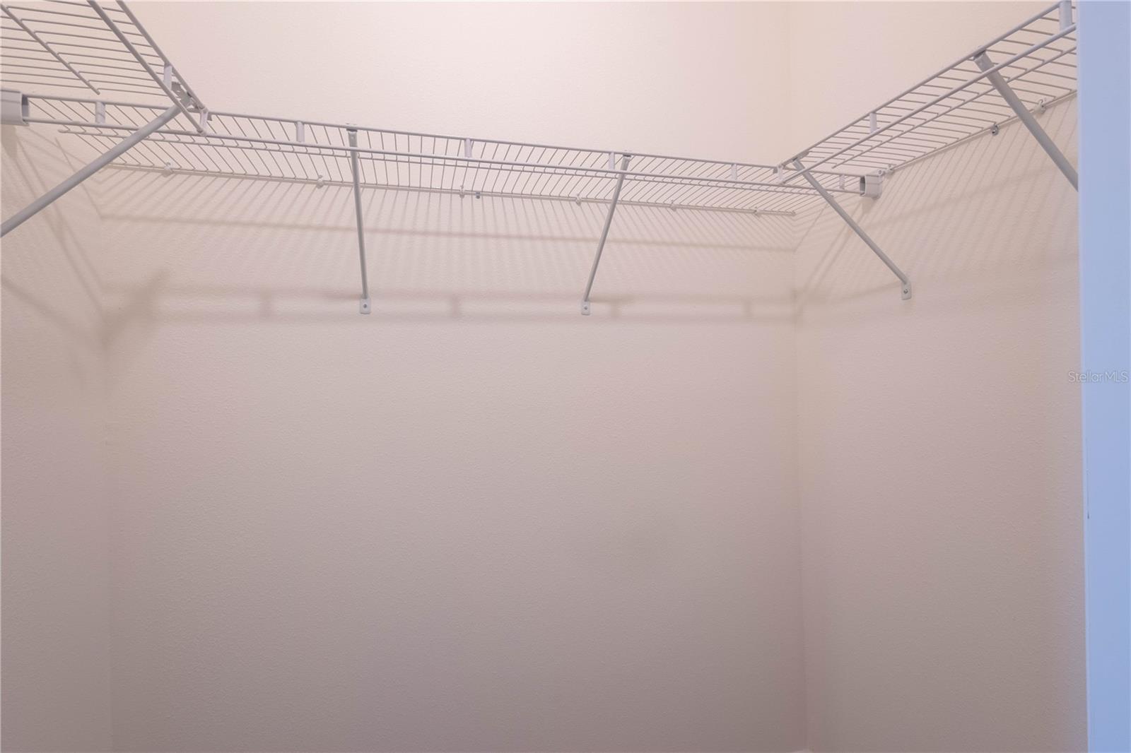 345 MANGROVE MANOR DR, APOLLO BEACH, FL, 33572