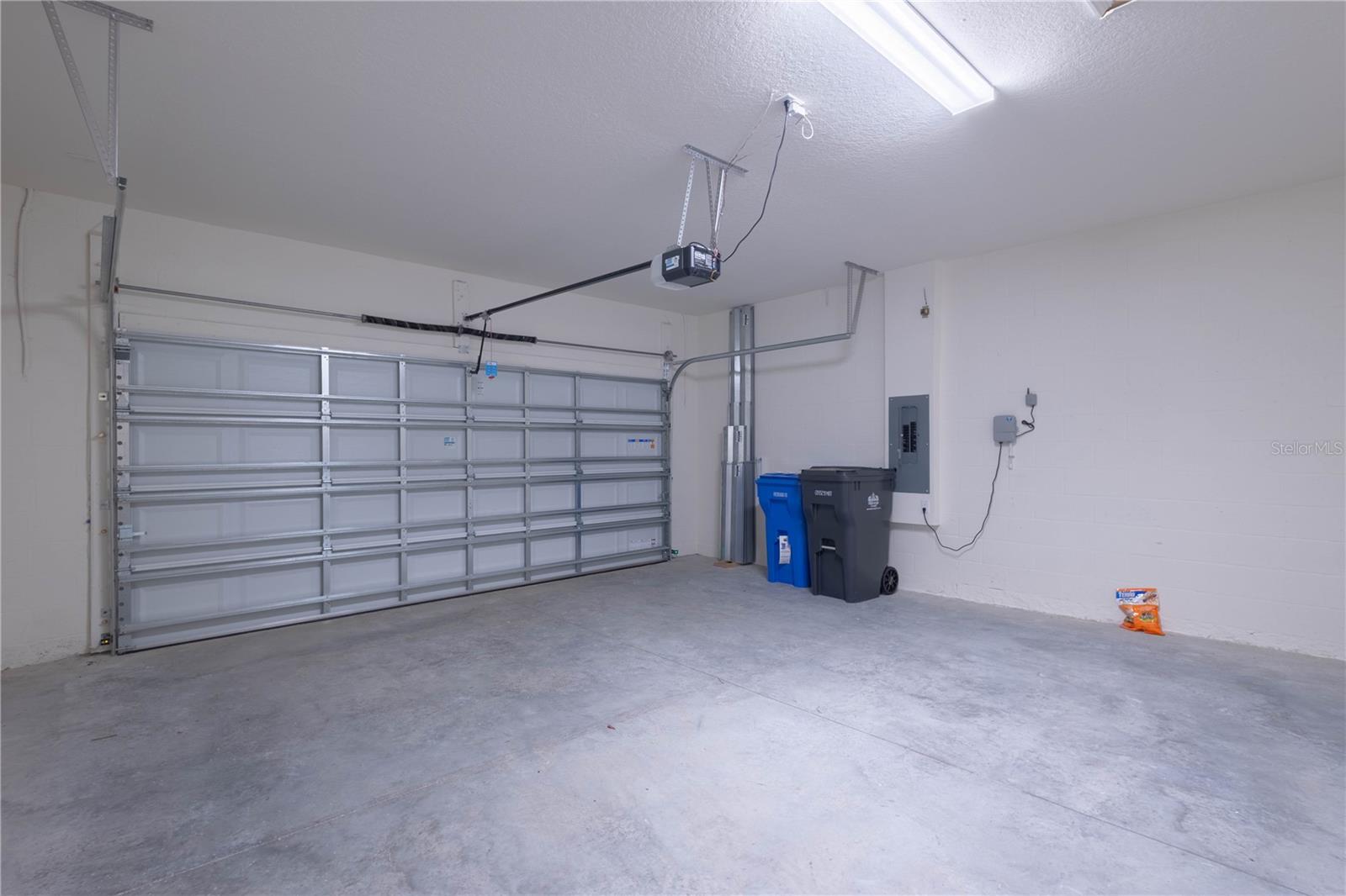 345 MANGROVE MANOR DR, APOLLO BEACH, FL, 33572