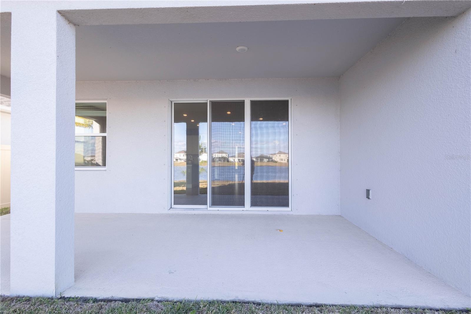 345 MANGROVE MANOR DR, APOLLO BEACH, FL, 33572