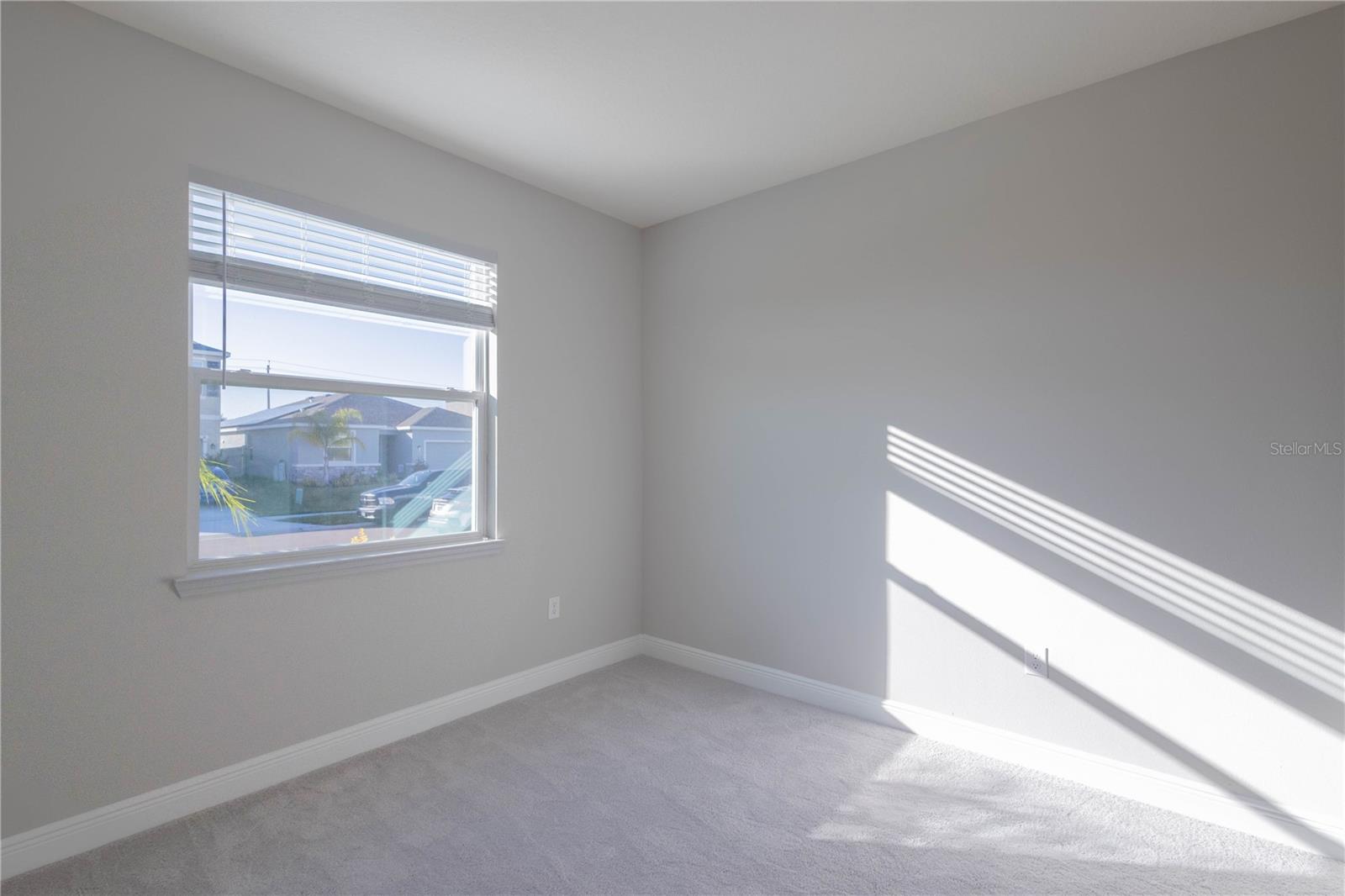 345 MANGROVE MANOR DR, APOLLO BEACH, FL, 33572