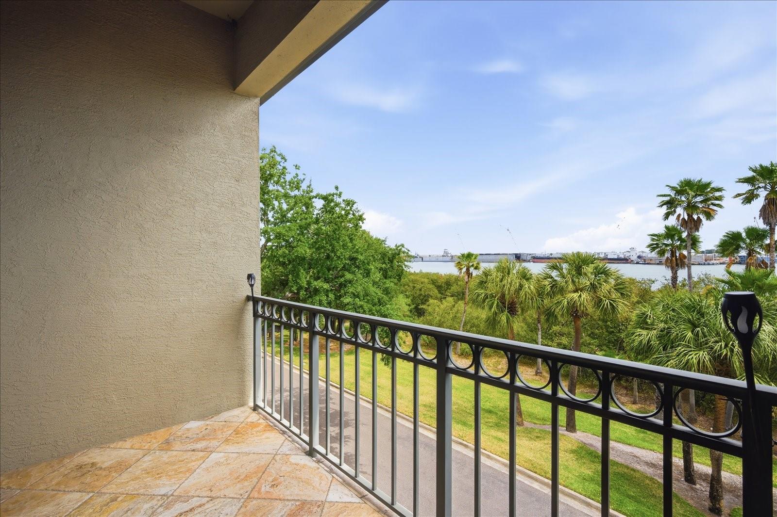 746 CORAL REEF DR #746, TAMPA, FL, 33602