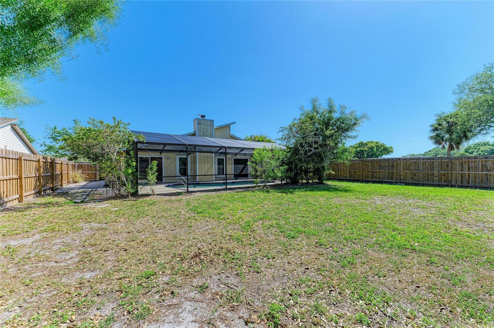 903 PLUM TREE LN, SARASOTA, FL, 34243
