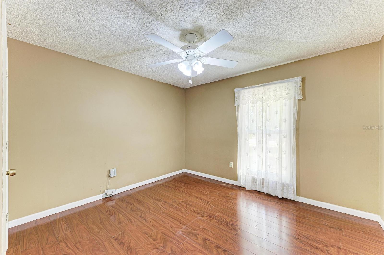 903 PLUM TREE LN, SARASOTA, FL, 34243