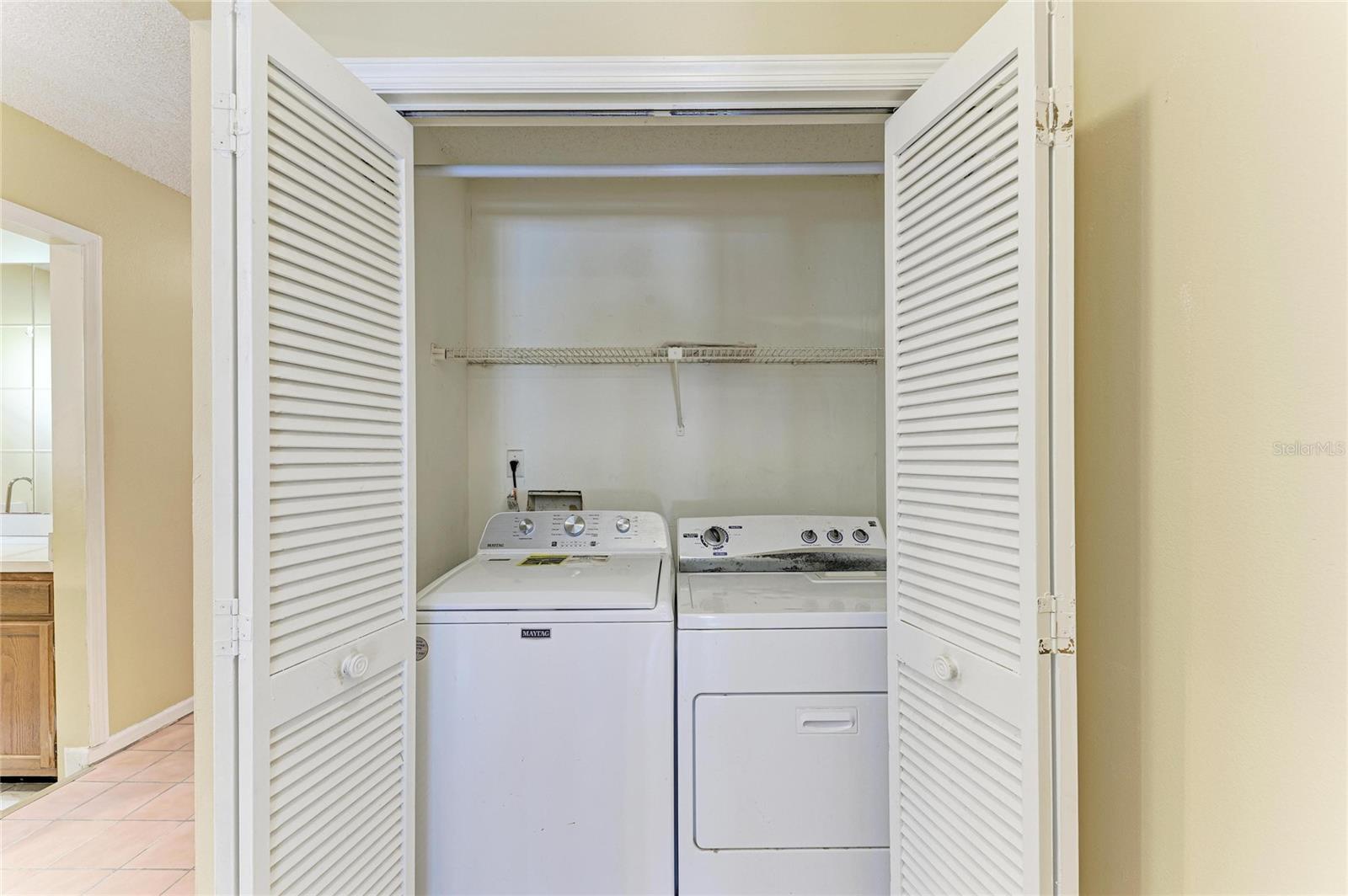 903 PLUM TREE LN, SARASOTA, FL, 34243