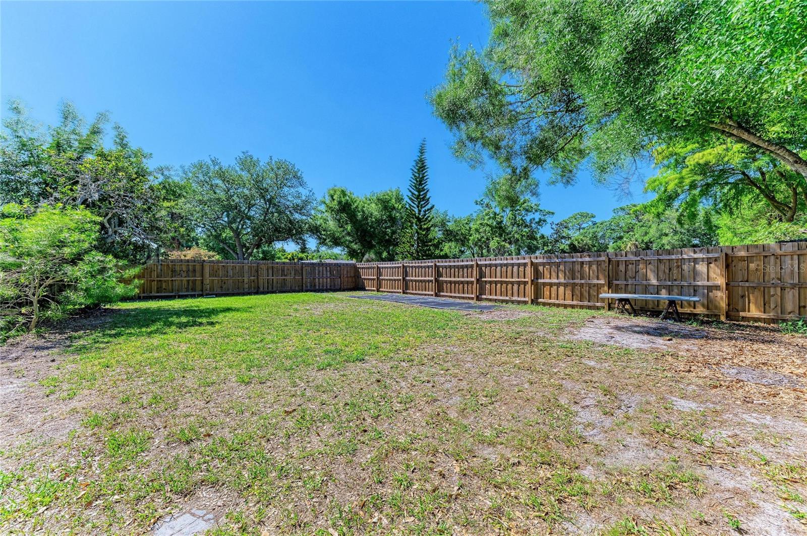 903 PLUM TREE LN, SARASOTA, FL, 34243