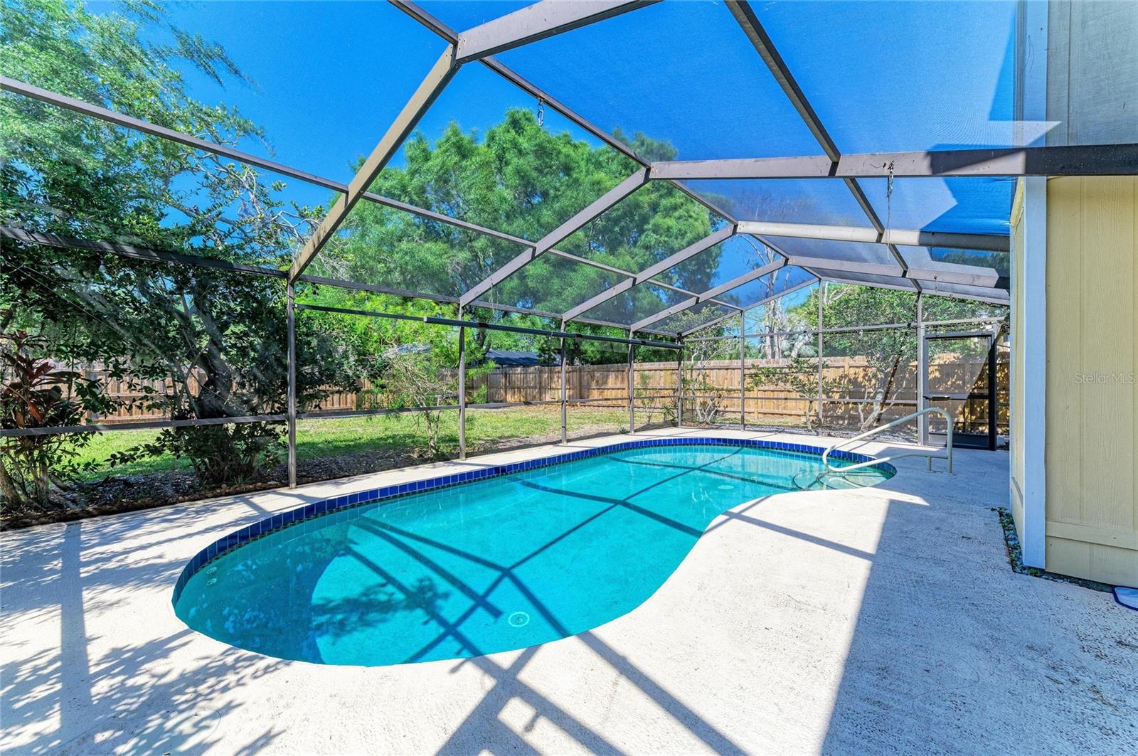 903 PLUM TREE LN, SARASOTA, FL, 34243