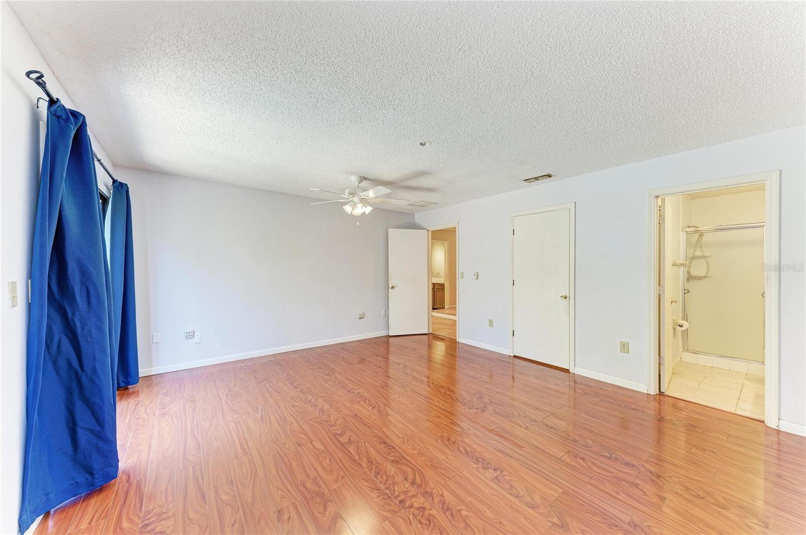 903 PLUM TREE LN, SARASOTA, FL, 34243