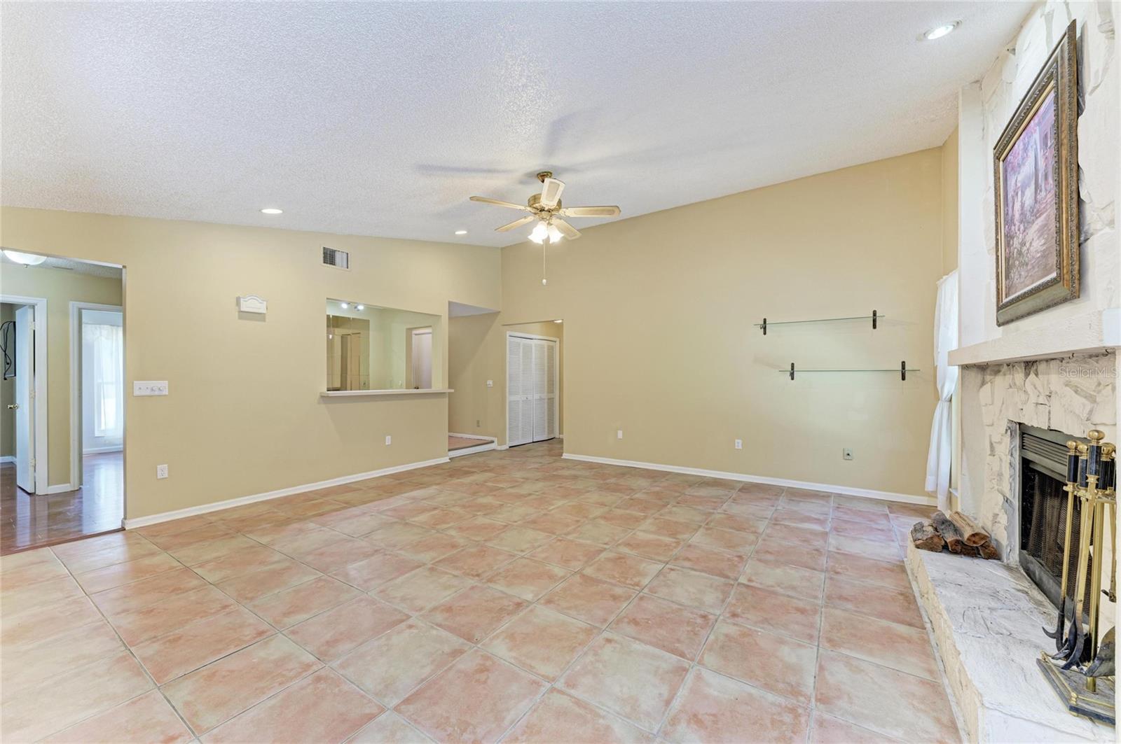 903 PLUM TREE LN, SARASOTA, FL, 34243