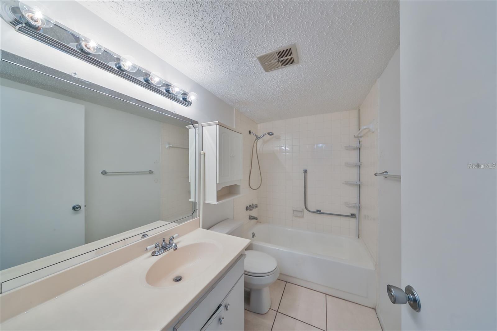 11700 PARK BLVD #209, SEMINOLE, FL, 33772